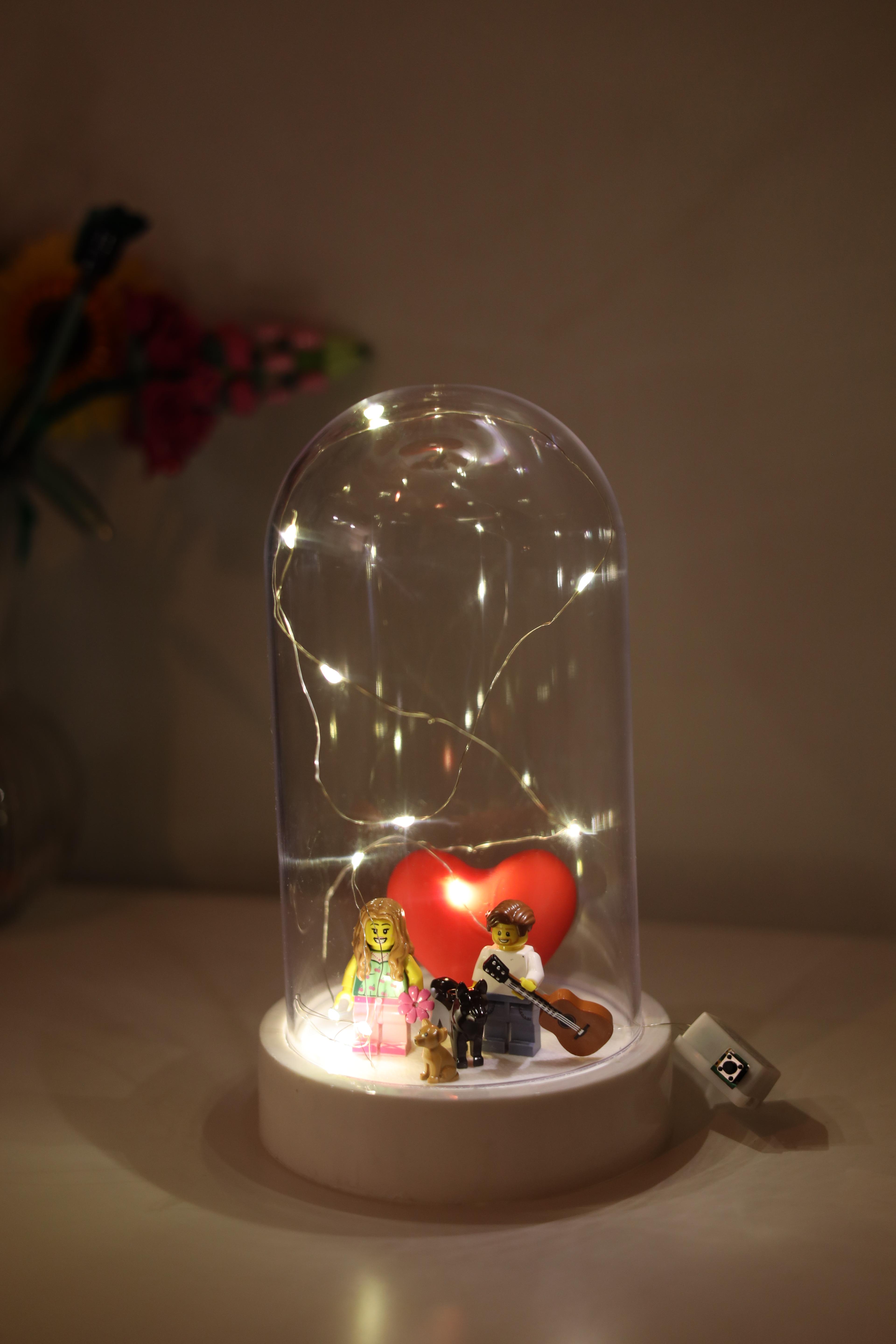 Kişiselleştirilebilir Lego Minifigür Sevgililer Günü Özel Küre 