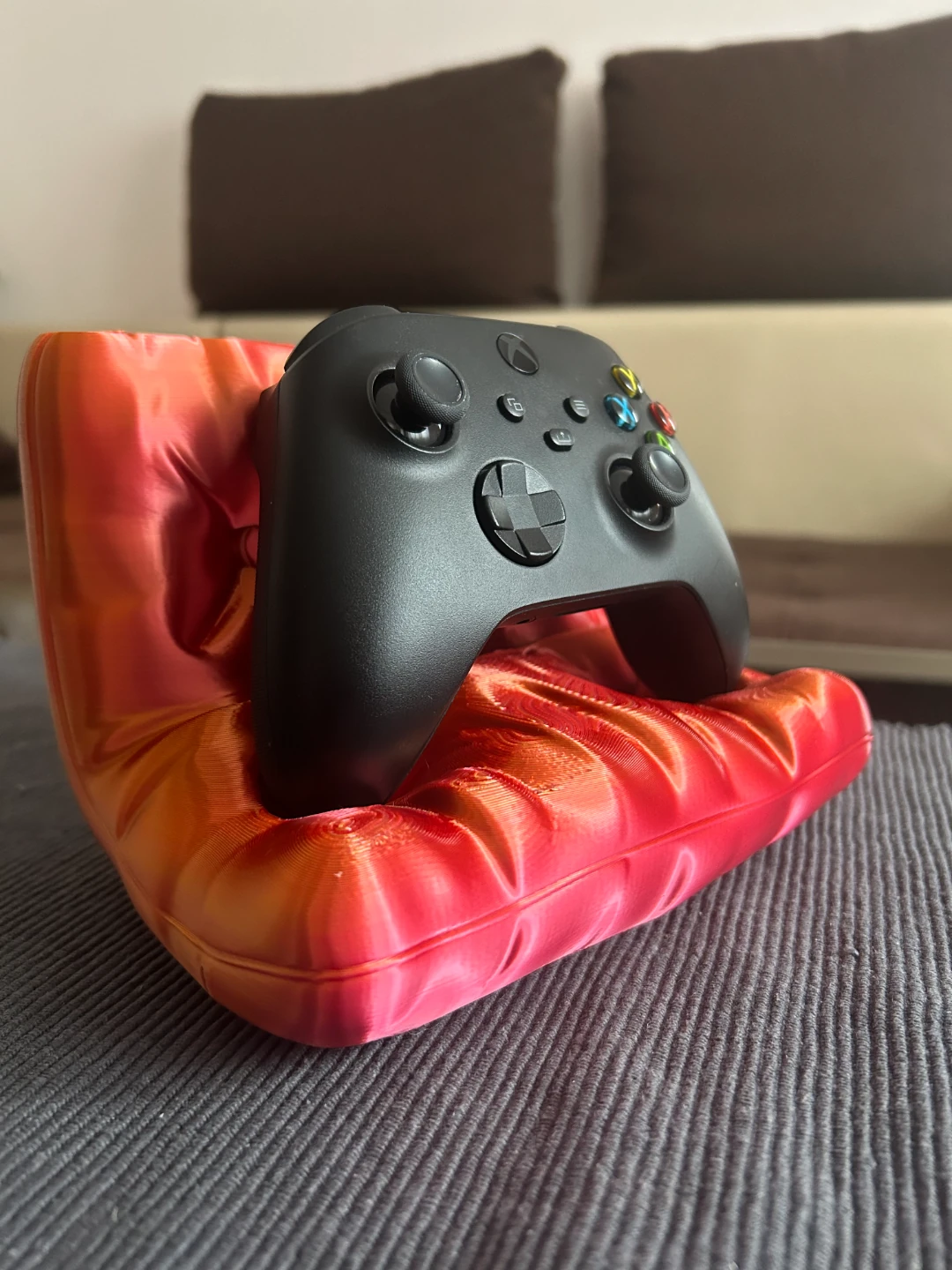 Chesterfield Yastık Tasarımlı Xbox Kol Standı