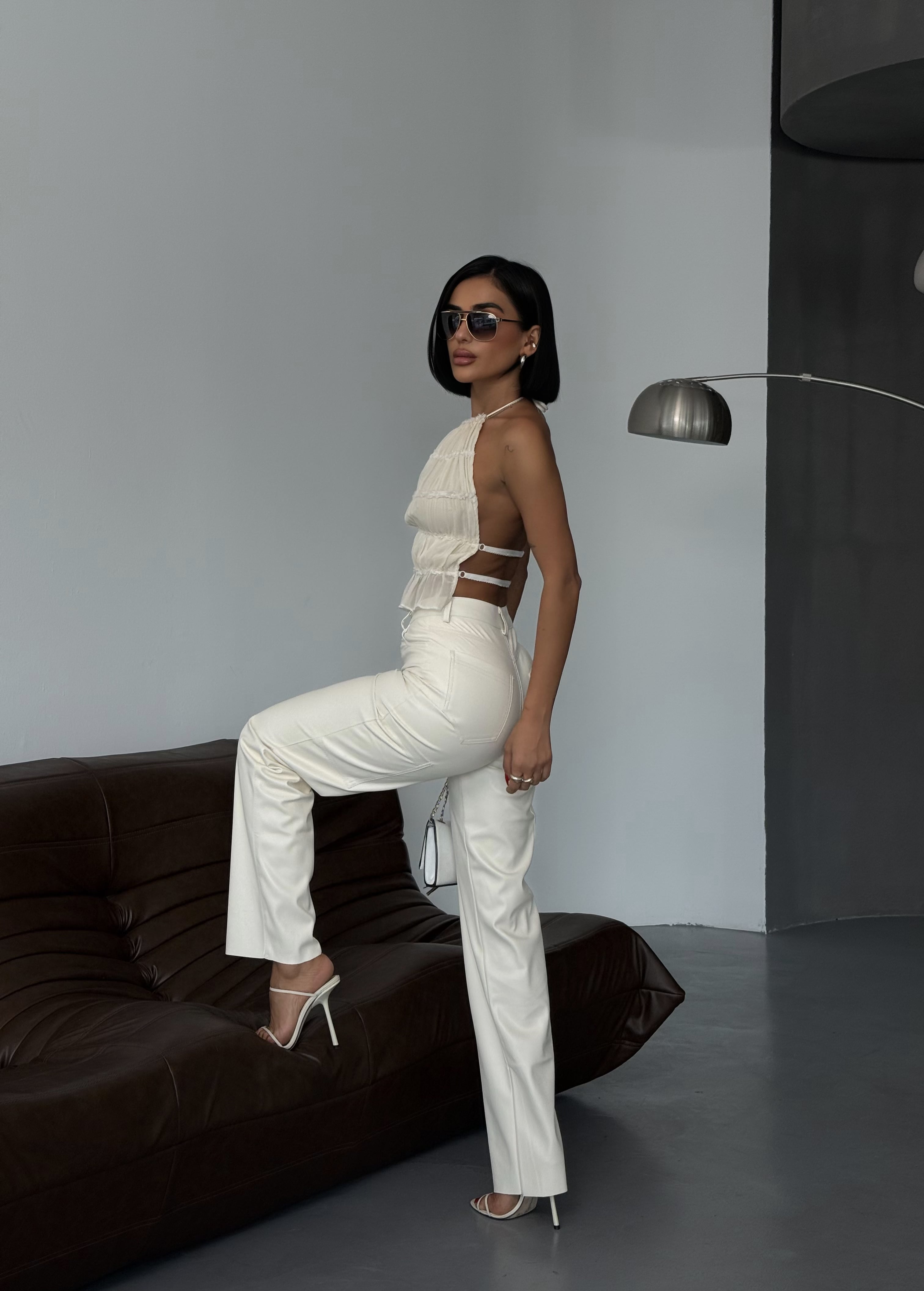 Yüksek Bel Düğme Detaylı Wide Leg Pantolon