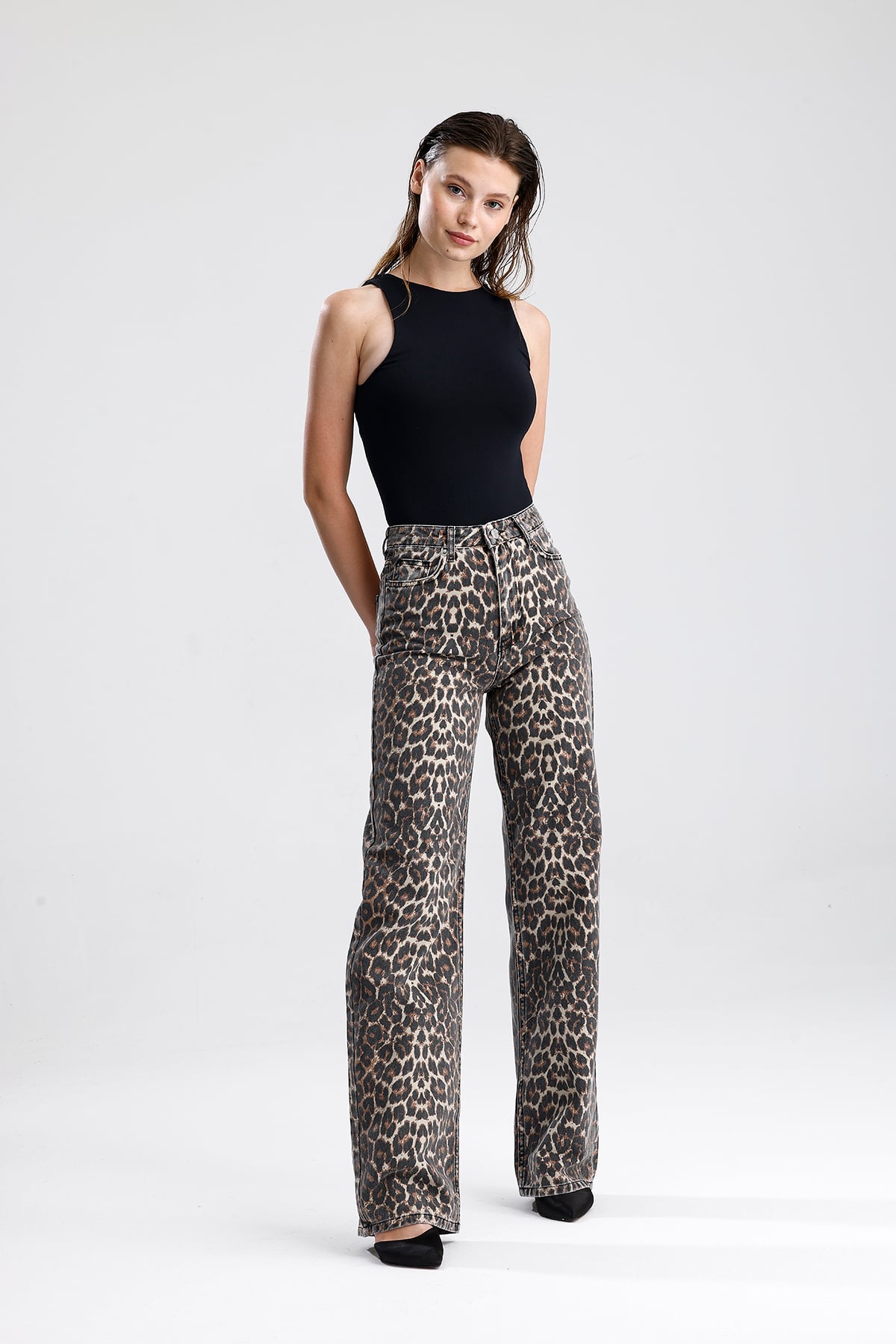 Kadın Yüksek Bel Leopar Desenli Geniş Paça Pantolon