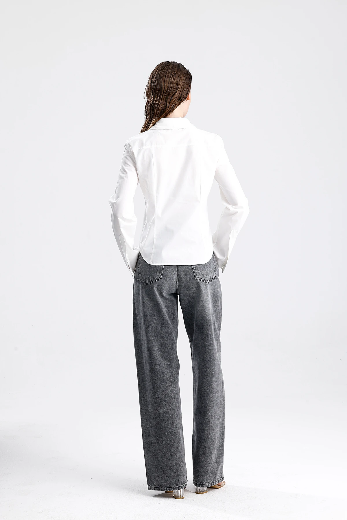 Dar Kesim Klasik Pamuklu Gömlek