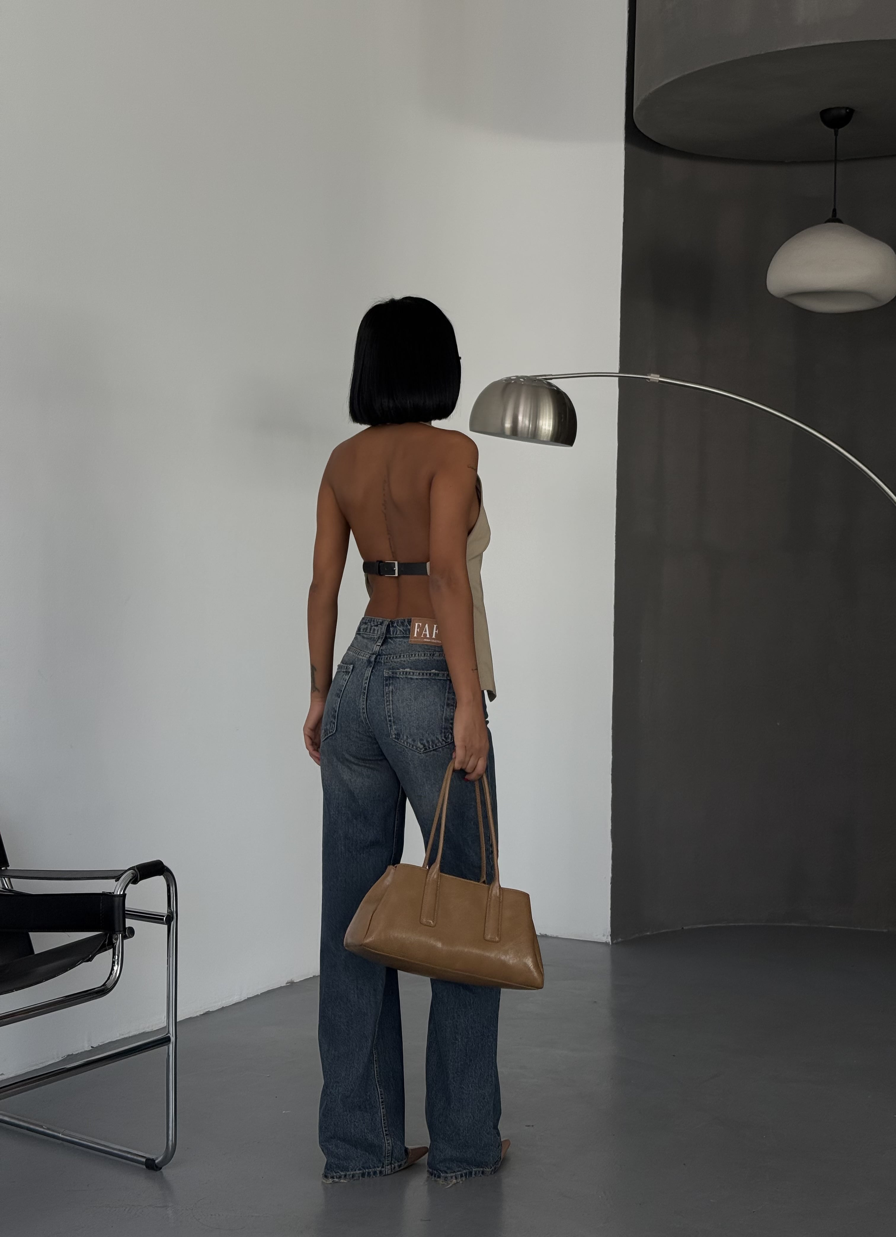 Yüksek Bel Straight Fit Jean – Zamansız Kesim