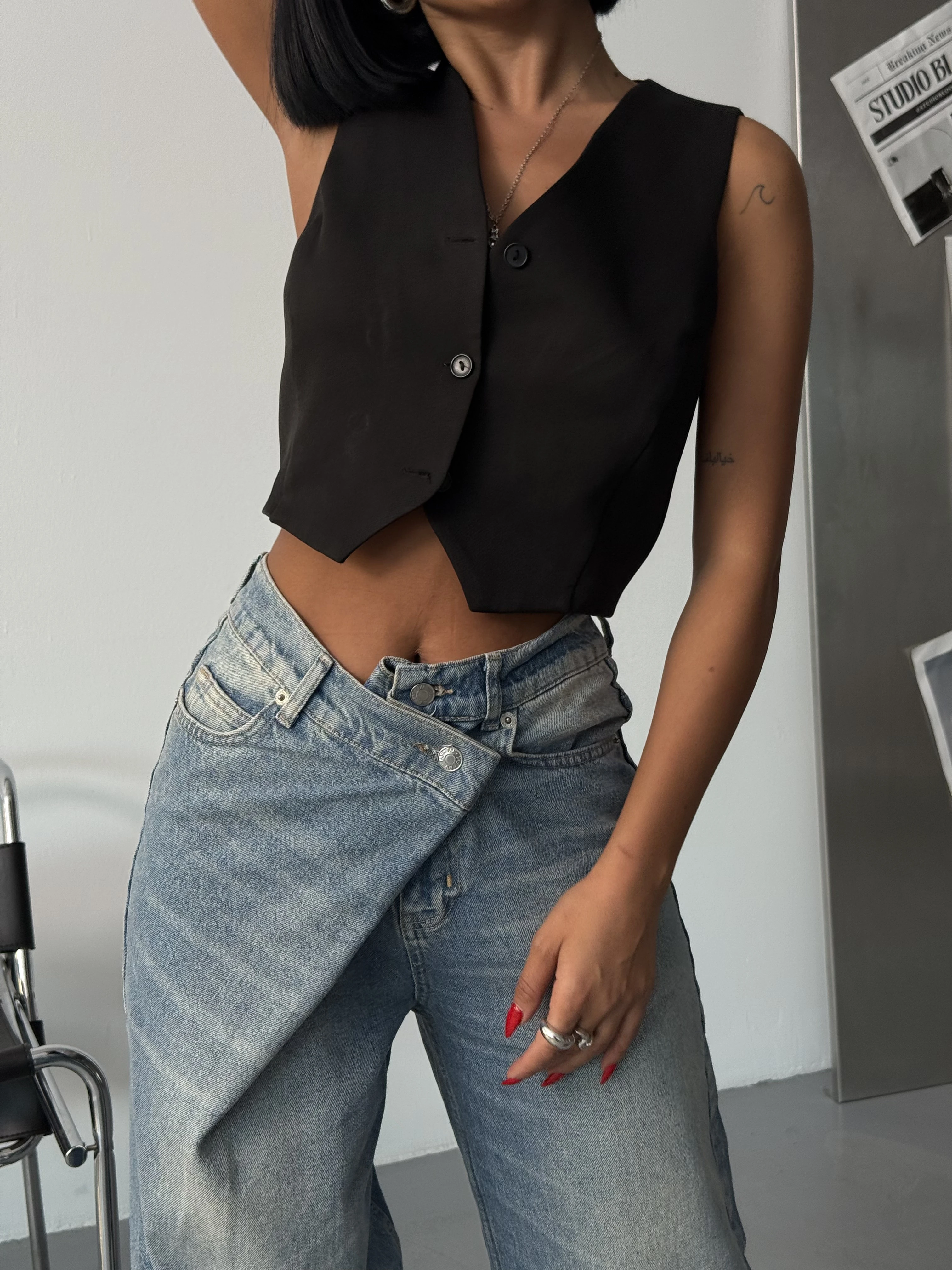 Yüksek Bel Wide Leg Jean – Çapraz Kemer Detaylı