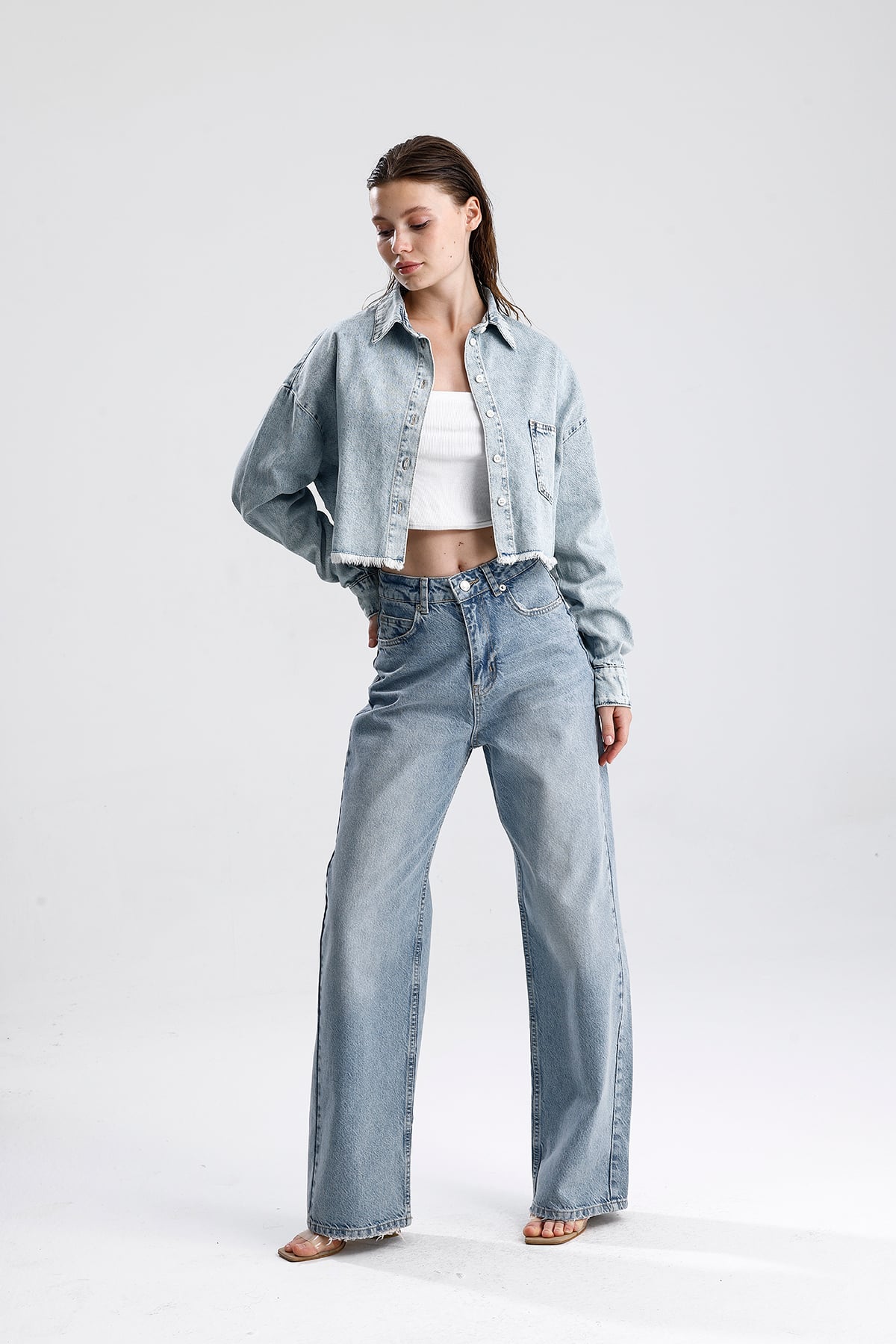 Püsküllü Yıkamalı Crop Denim Ceket