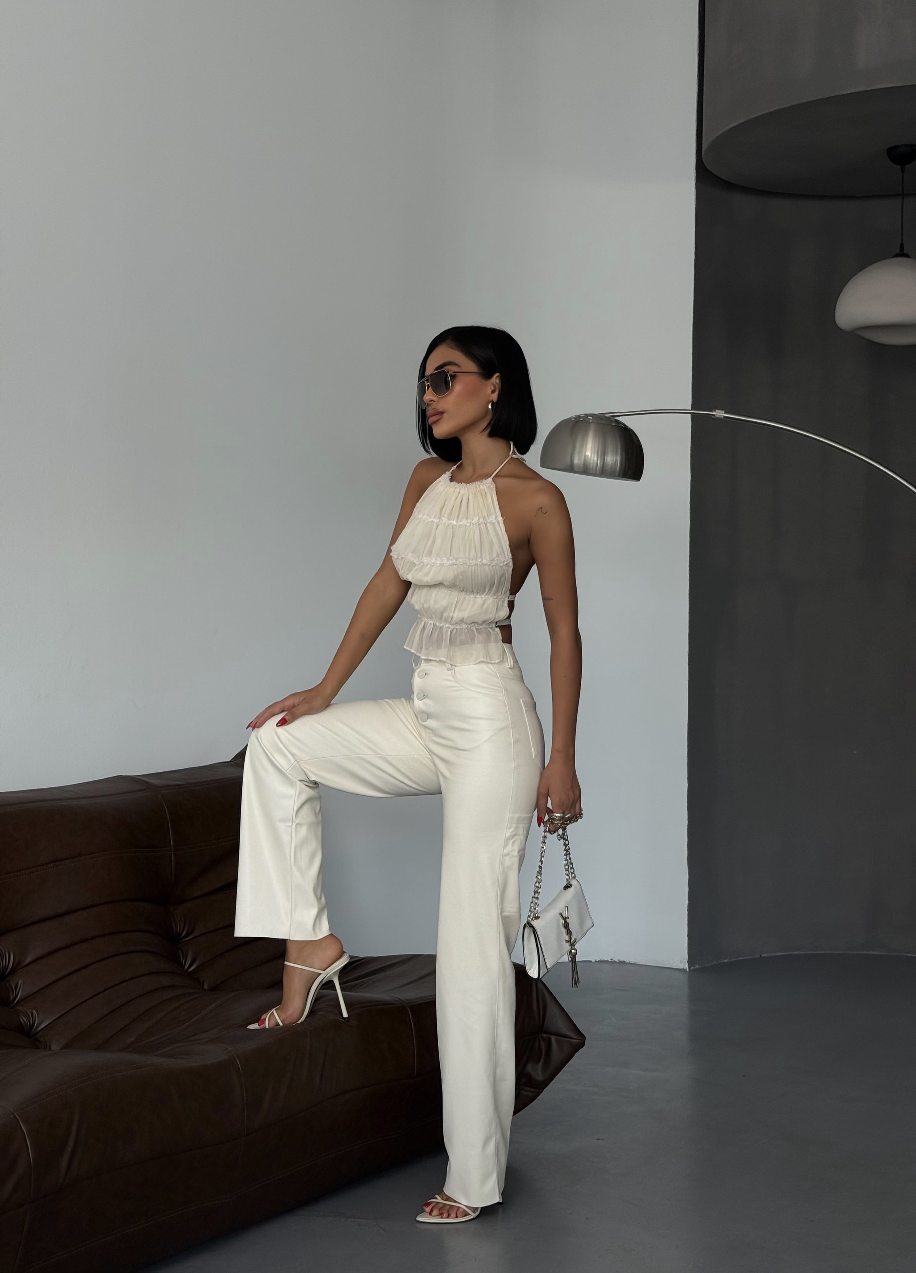 Yüksek Bel Düğme Detaylı Wide Leg Pantolon
