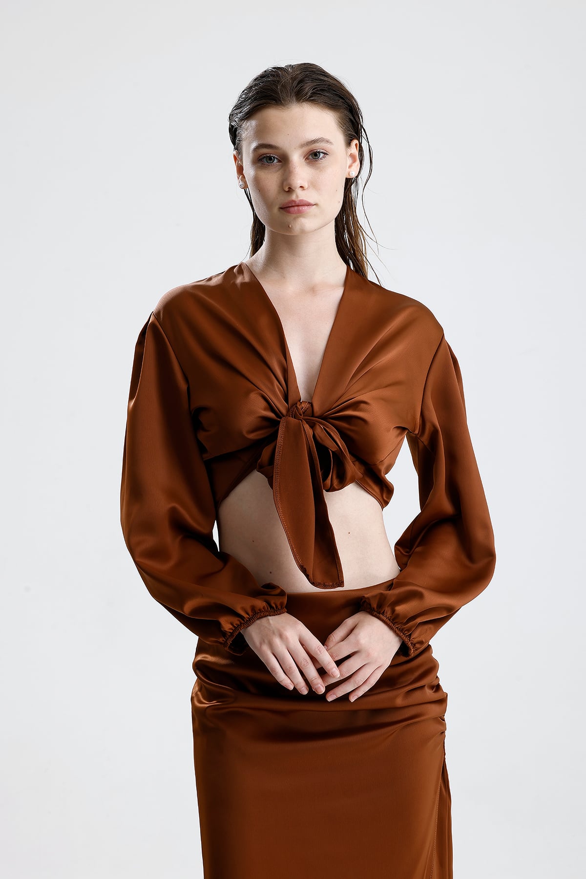 Bağlamalı Saten Kadın Crop Bluz - Camel