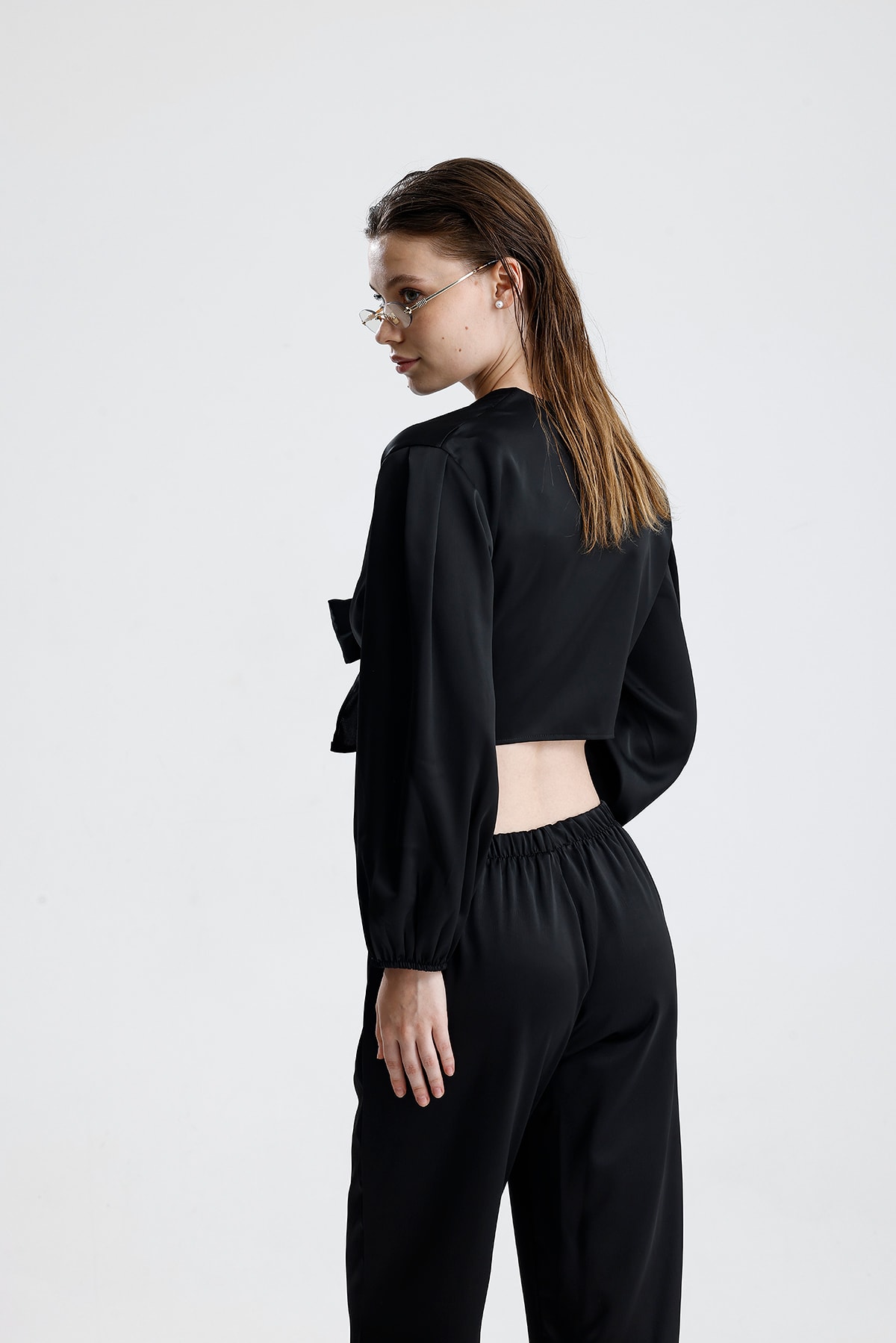 Bağlamalı Saten Kadın Crop Bluz