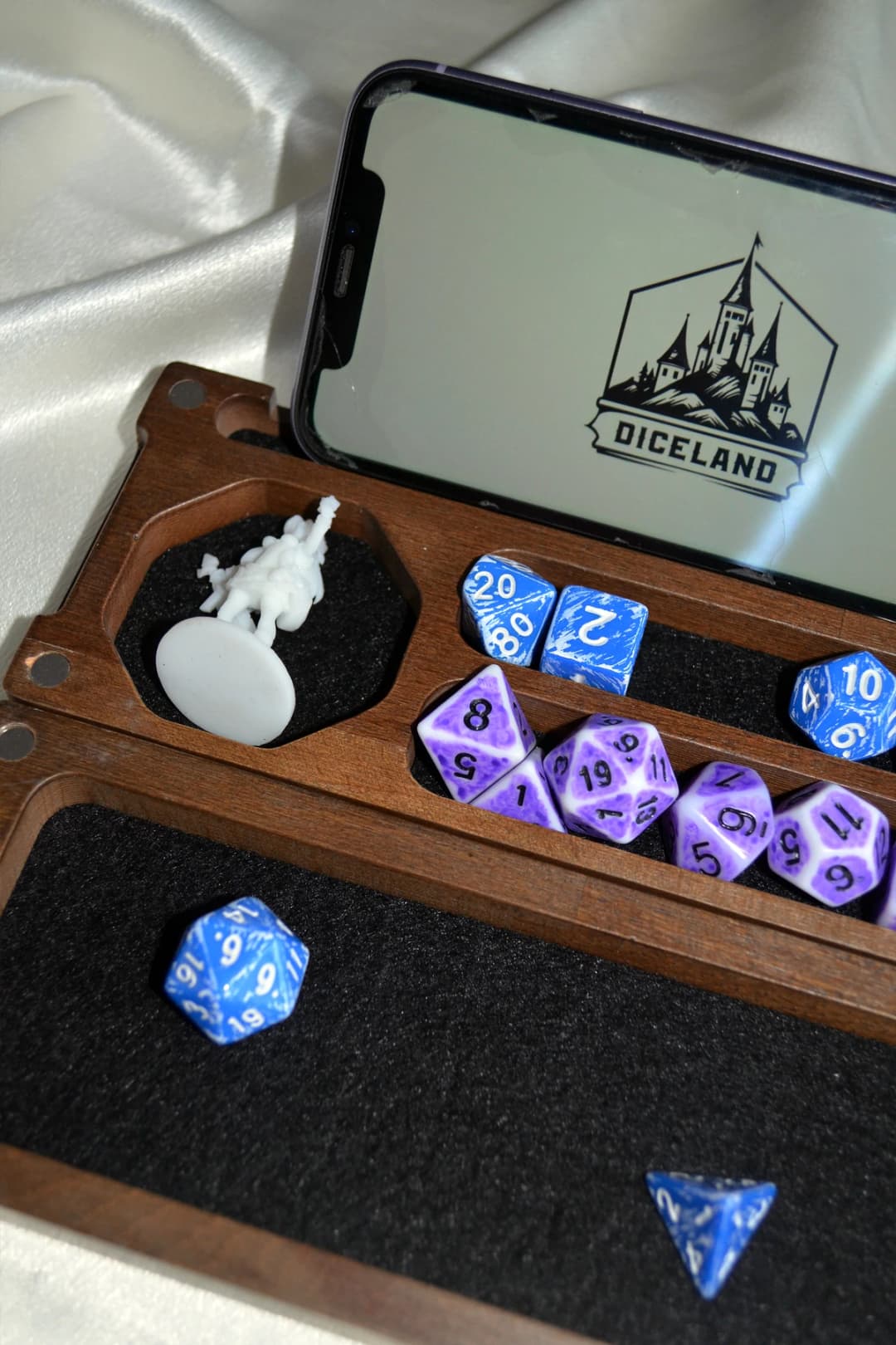 DND RPG Özel Tasarım Mıknatıslı Ahşap Zar Kutusu Zar Tablası - Kahvere