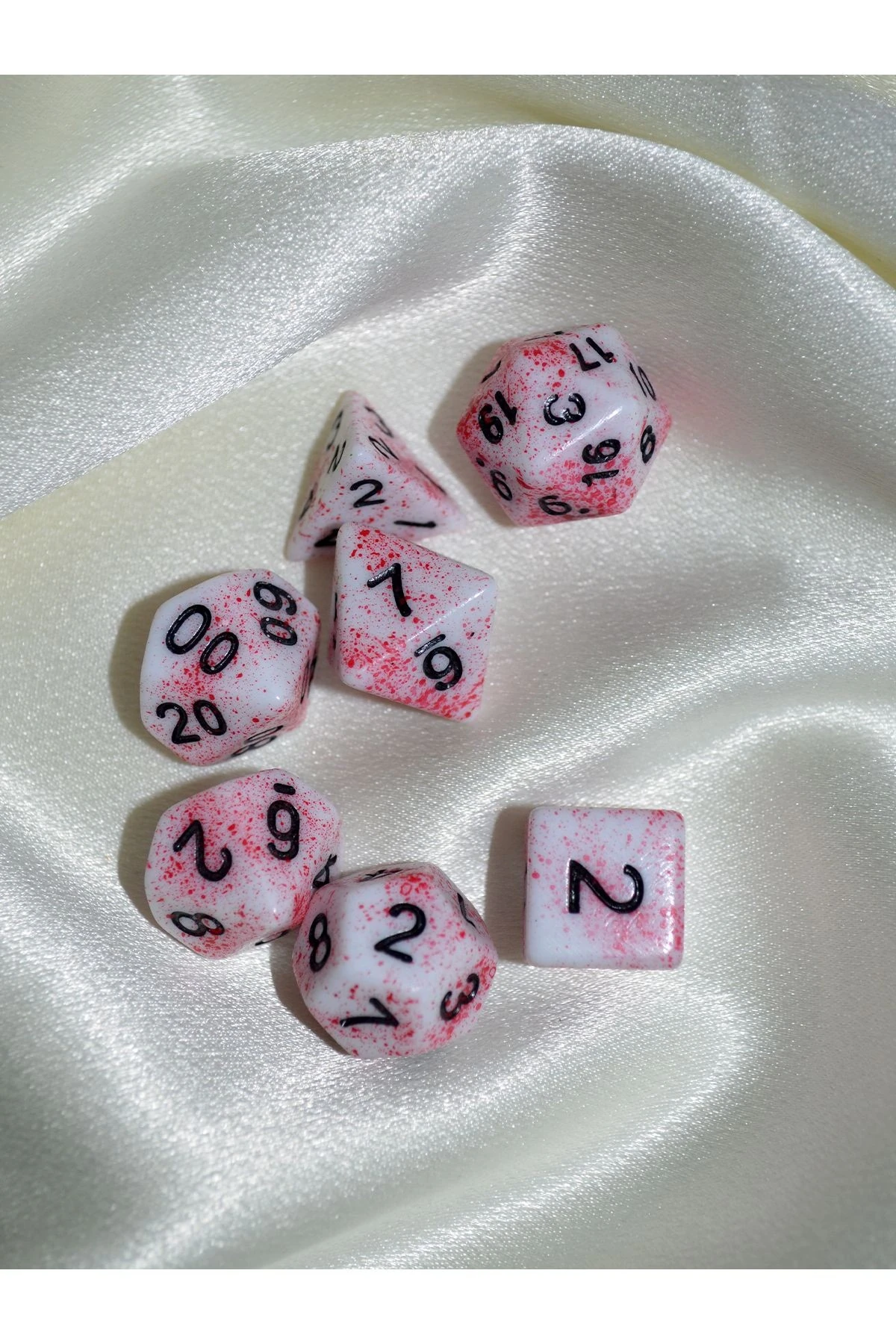 Muharebenin İzleri Zar Seti + Ahşap Kutu Hediyeli!