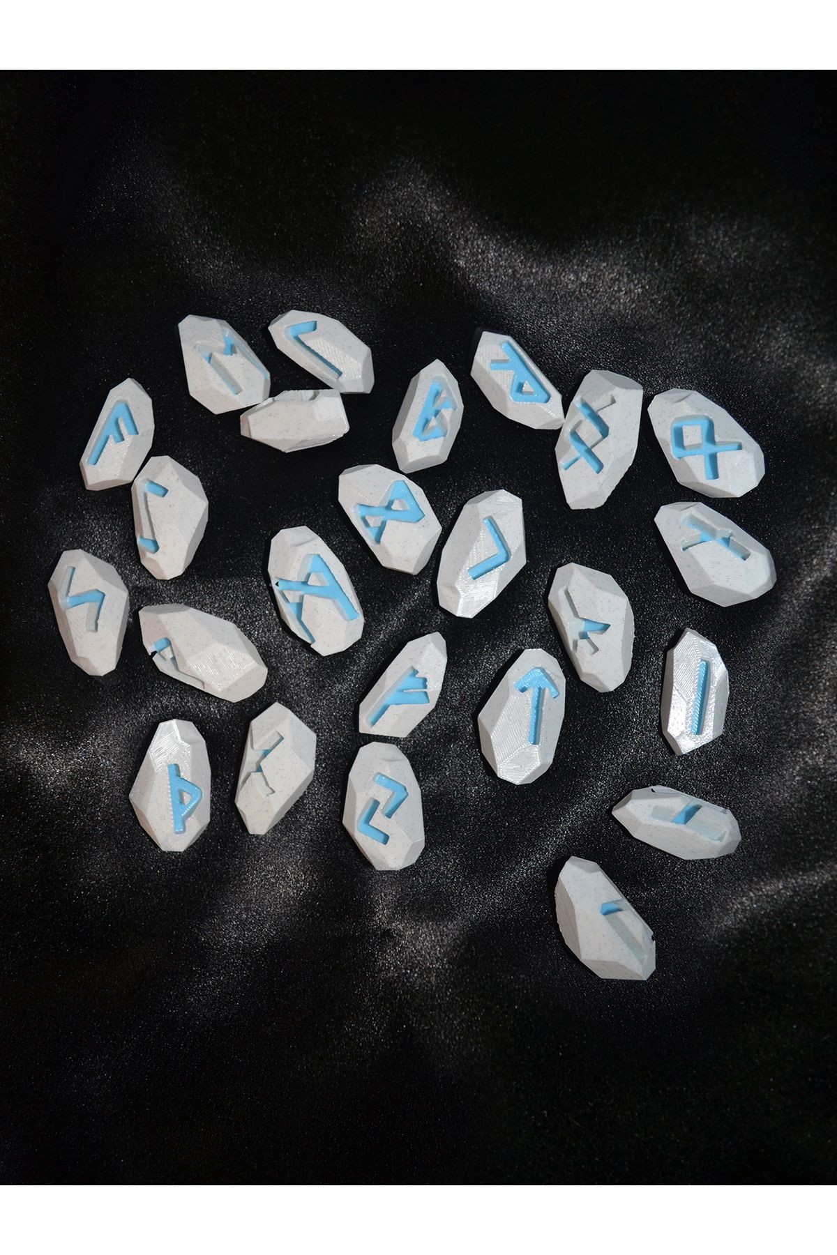 Runik Alfabe Taşları - 3D Mermer PLA | Kuzey Mitolojisi Sembol Seti