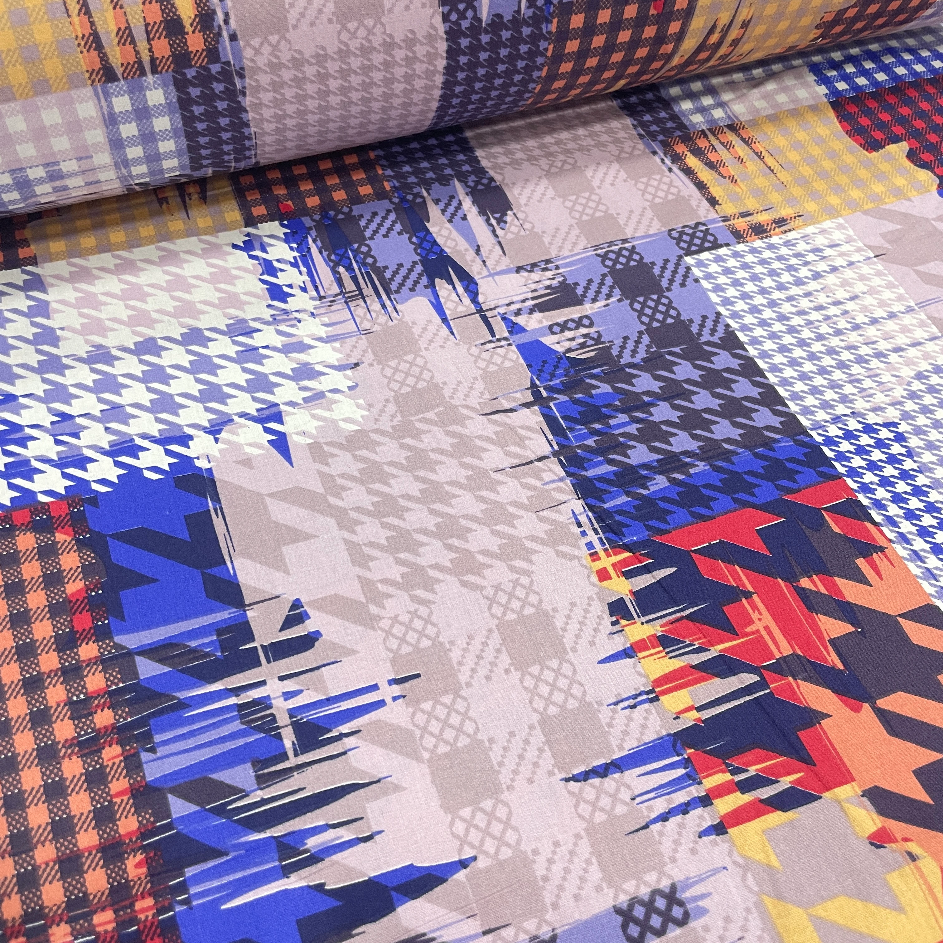 Modern Kazayağı Nevresim ve Çarşaflık Poplin Kumaş - Kırmızı