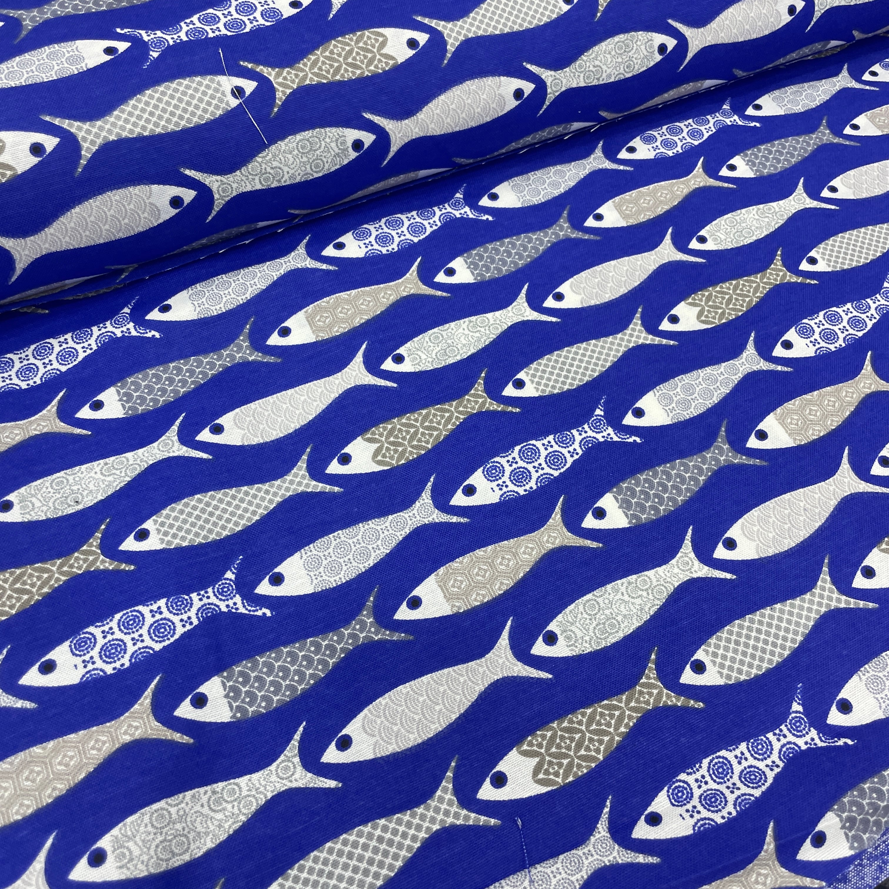 Etnik Balıklar Duck Keten Kumaş – Döşemelik, Perdelik ve Masa Örtülük Kumaş - Mavi