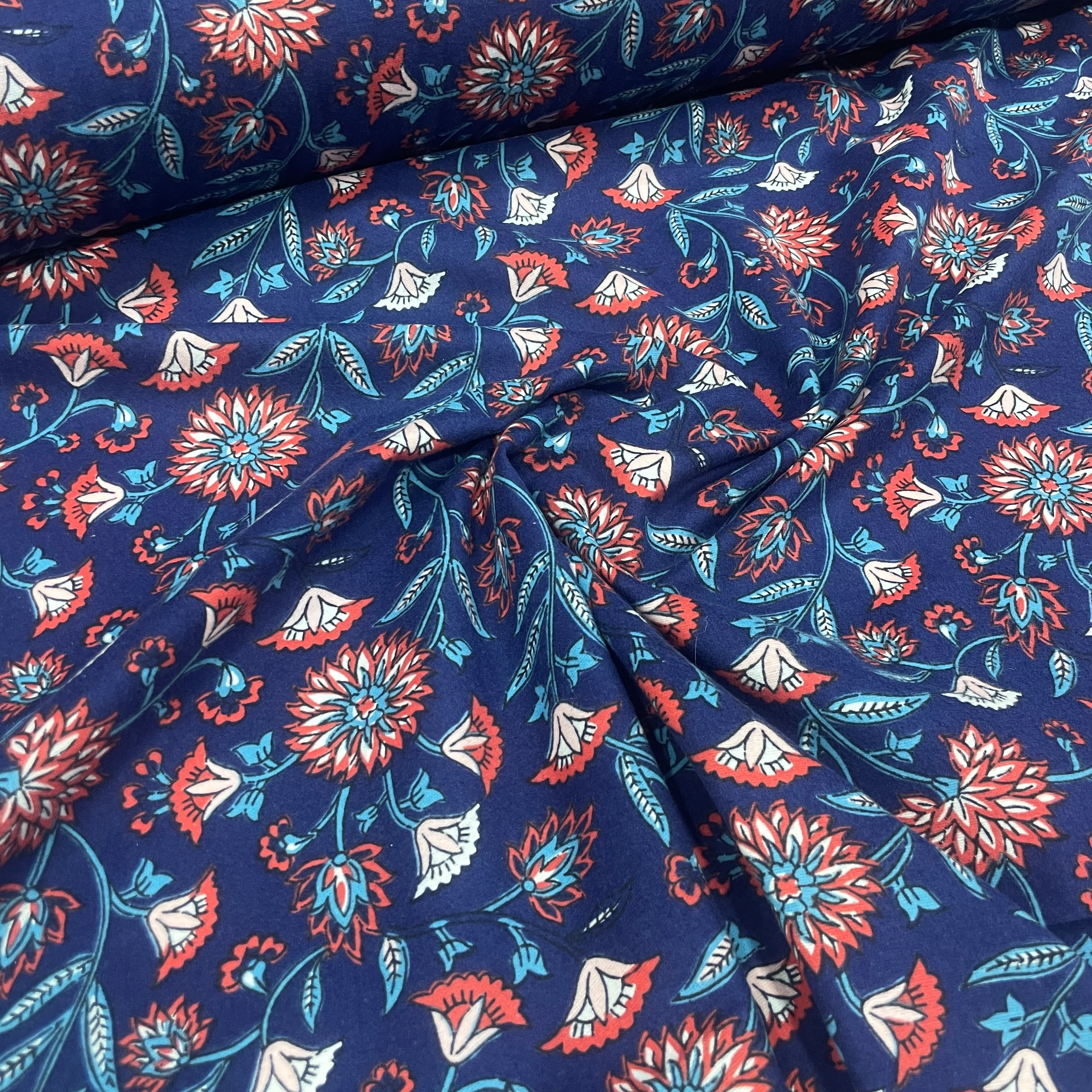 Lalezar Divitin Pazen Kumaş - v5