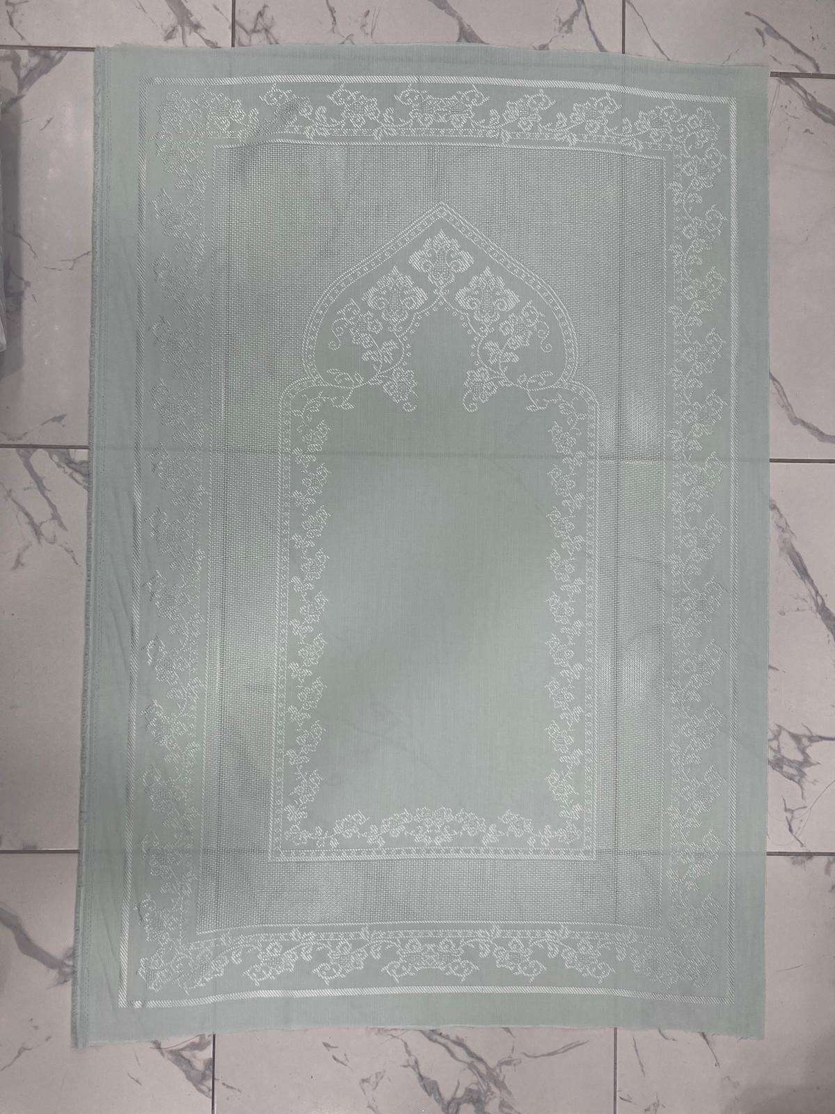 MİNT YEŞİLİ İŞLEMELİ SECCADE