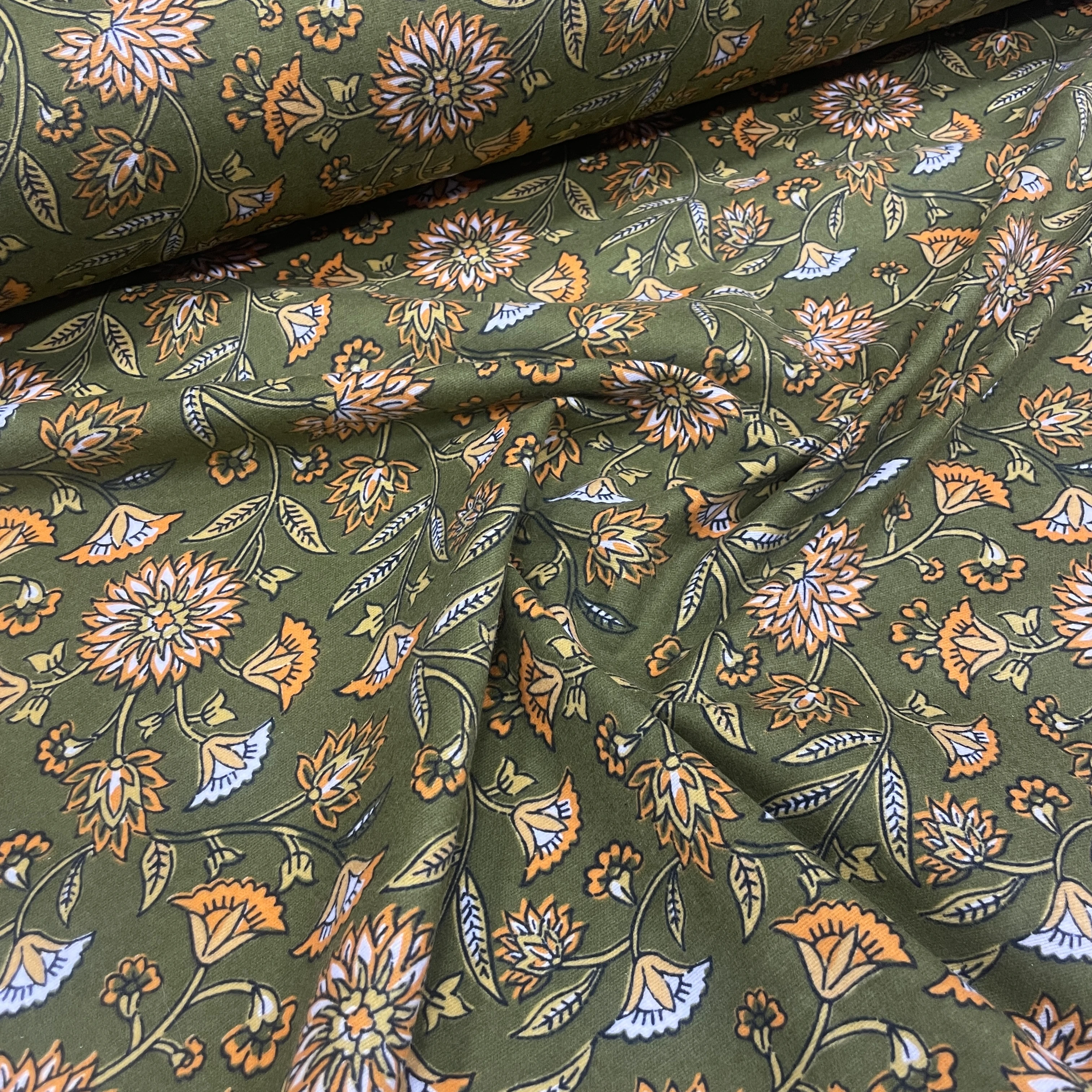 Lalezar Divitin Pazen Kumaş - v1