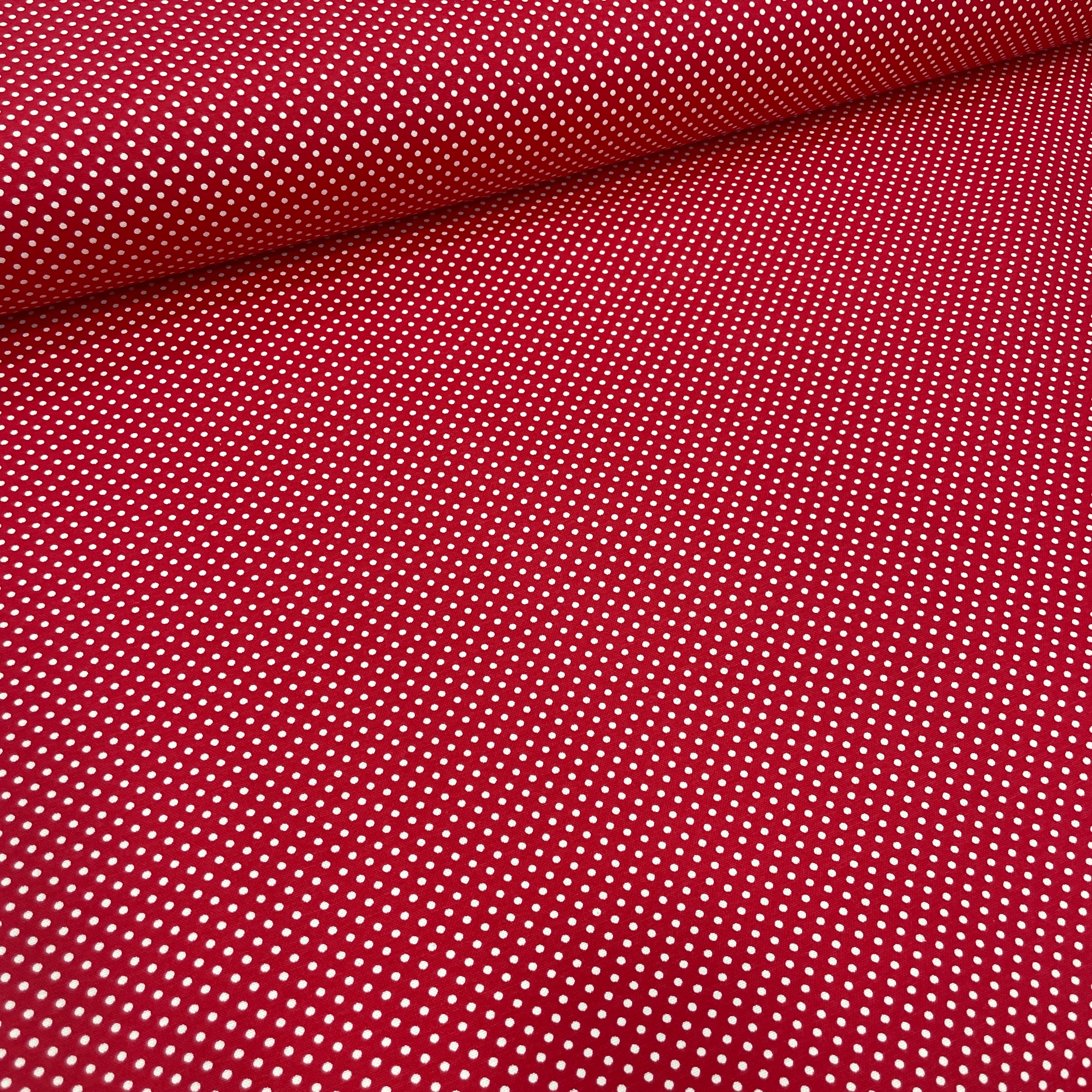 Minik Puantiyeli Duck Keten Kumaş – Döşemelik, Perdelik ve Masa Örtülük Kumaş - Kırmızı