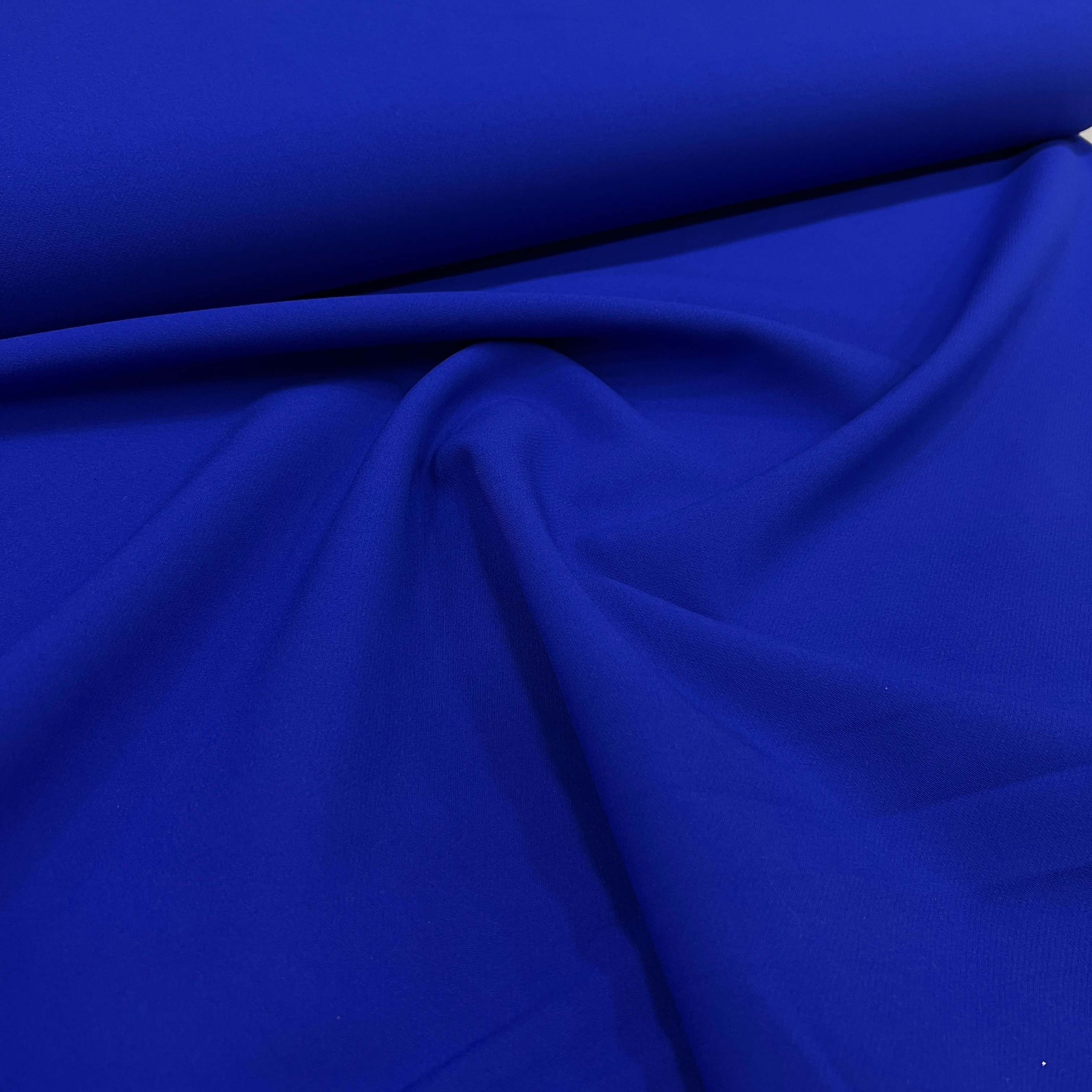 Likralı Pamuk Gabardin Kumaş – Kalın, Tok ve Esnek Doku | Blazer, Pantolon, Etek ve Ceketlik Kumaş - Saks Mavi