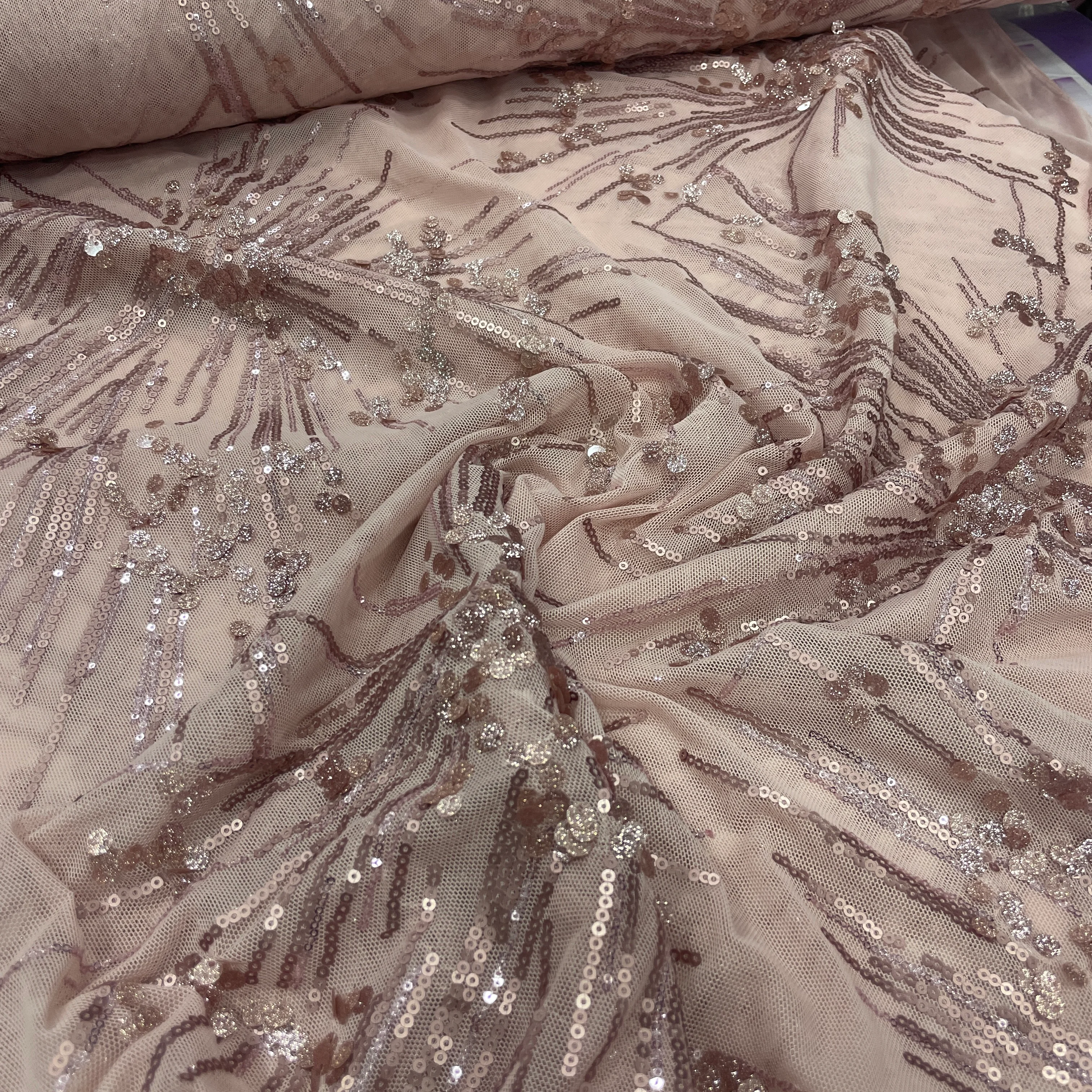 Sezon Sonu Kampanyalı Abiyelik ve Nilşanlık Taşlı Payetli Kumaşlar - v14