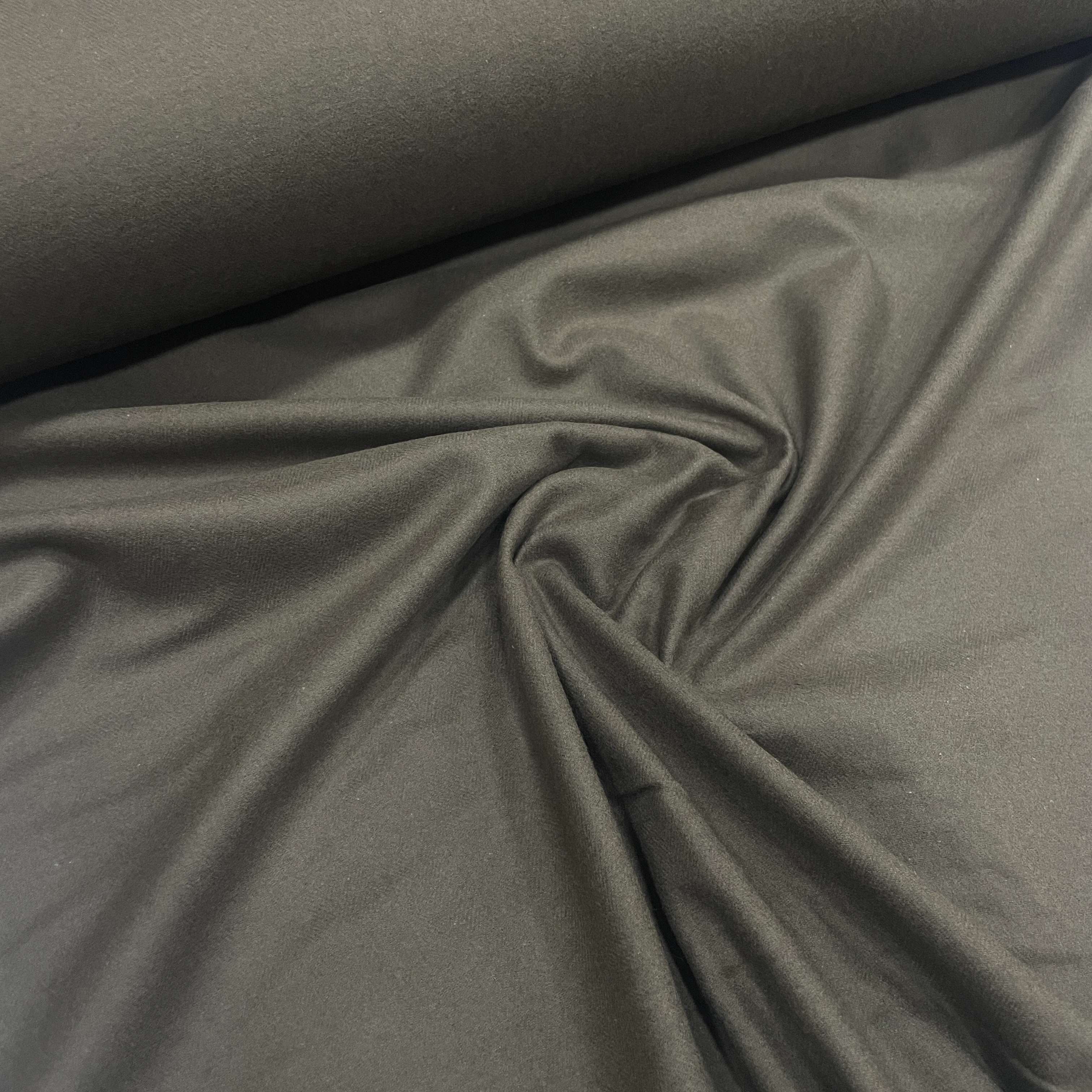 Kahverengi Elbiselik Düz Renk Pazen Kumaş – 150cm Eninde, %100 Pamuk