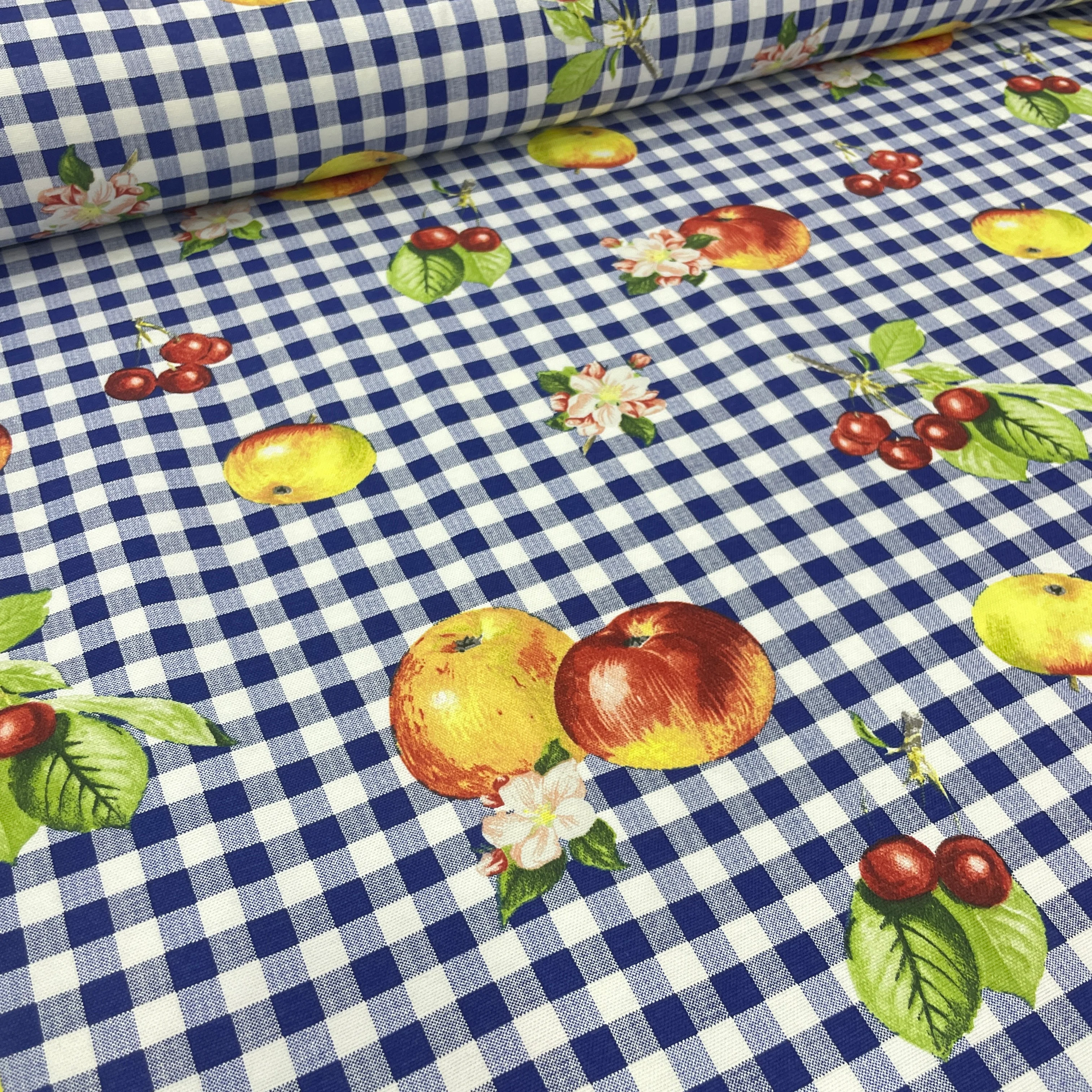 Ekose Meyvalar Duck Keten Kumaş – Döşemelik, Perdelik ve Masa Örtülük Kumaş - Mavi