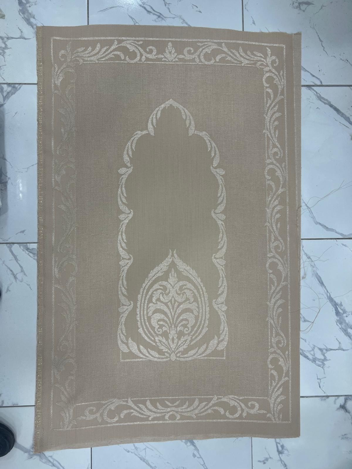 SÜTLÜ KAHVE İŞLEMELİ SECCADE