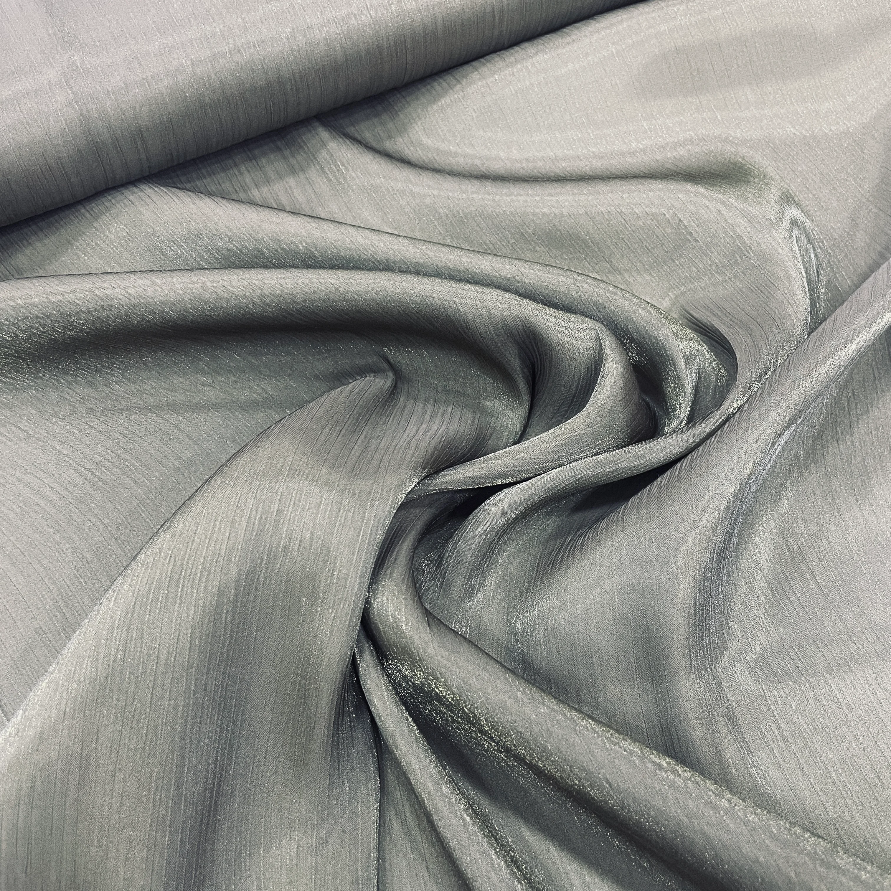 Koyu Gri Işıltılı Organze Şifon Kumaş
