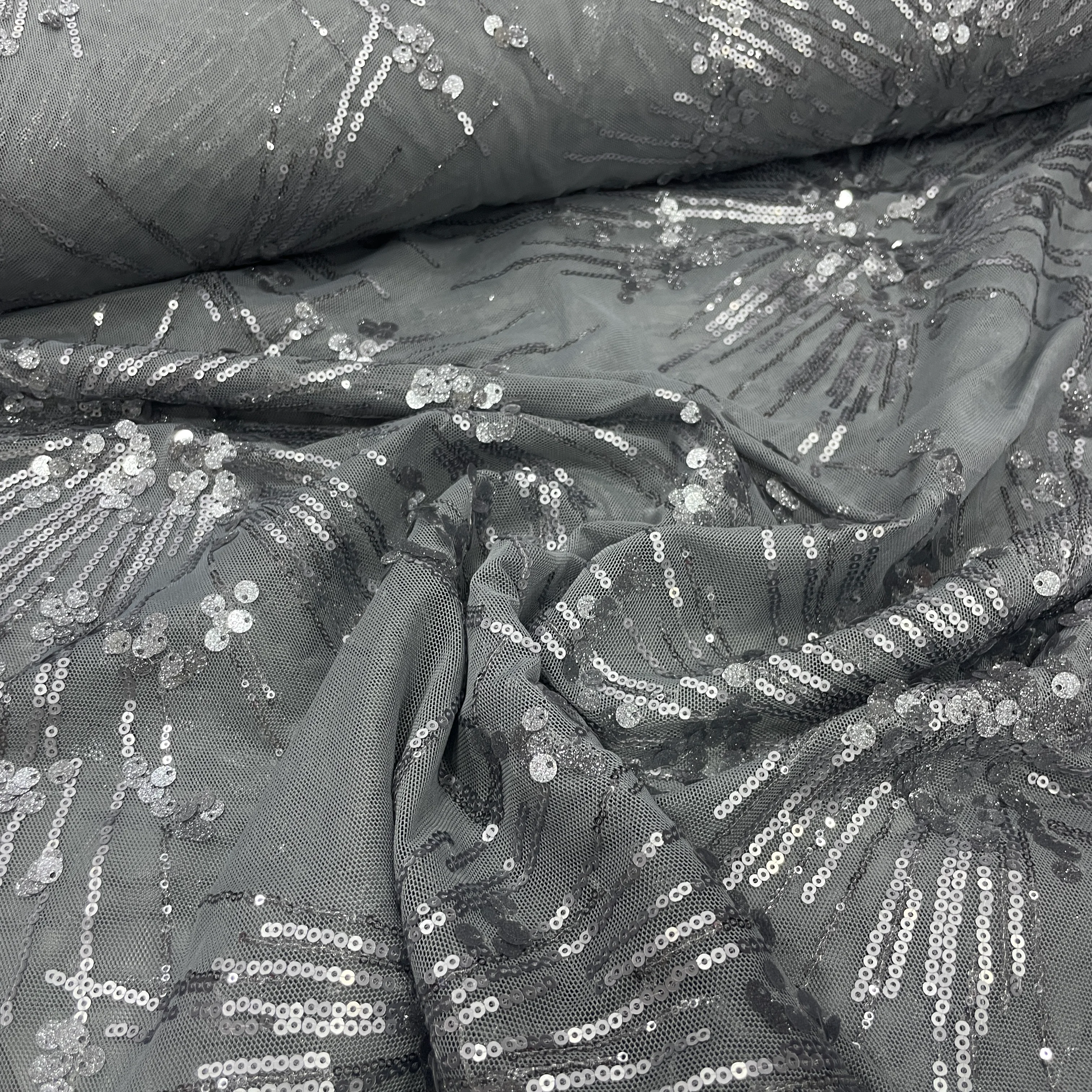 Sezon Sonu Kampanyalı Abiyelik ve Nilşanlık Taşlı Payetli Kumaşlar - v23