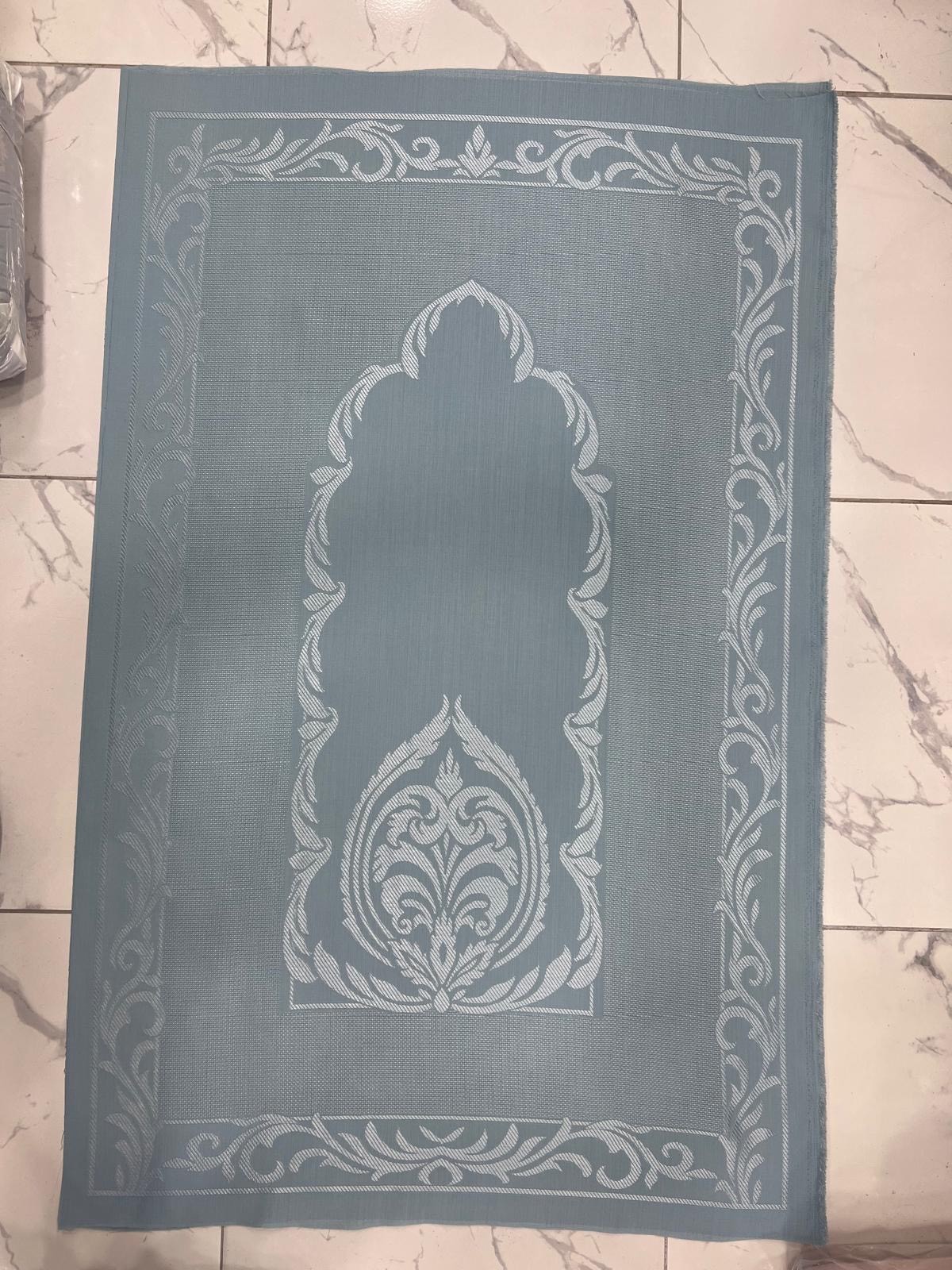AÇIK GRİ ŞLEMELİ SECCADE