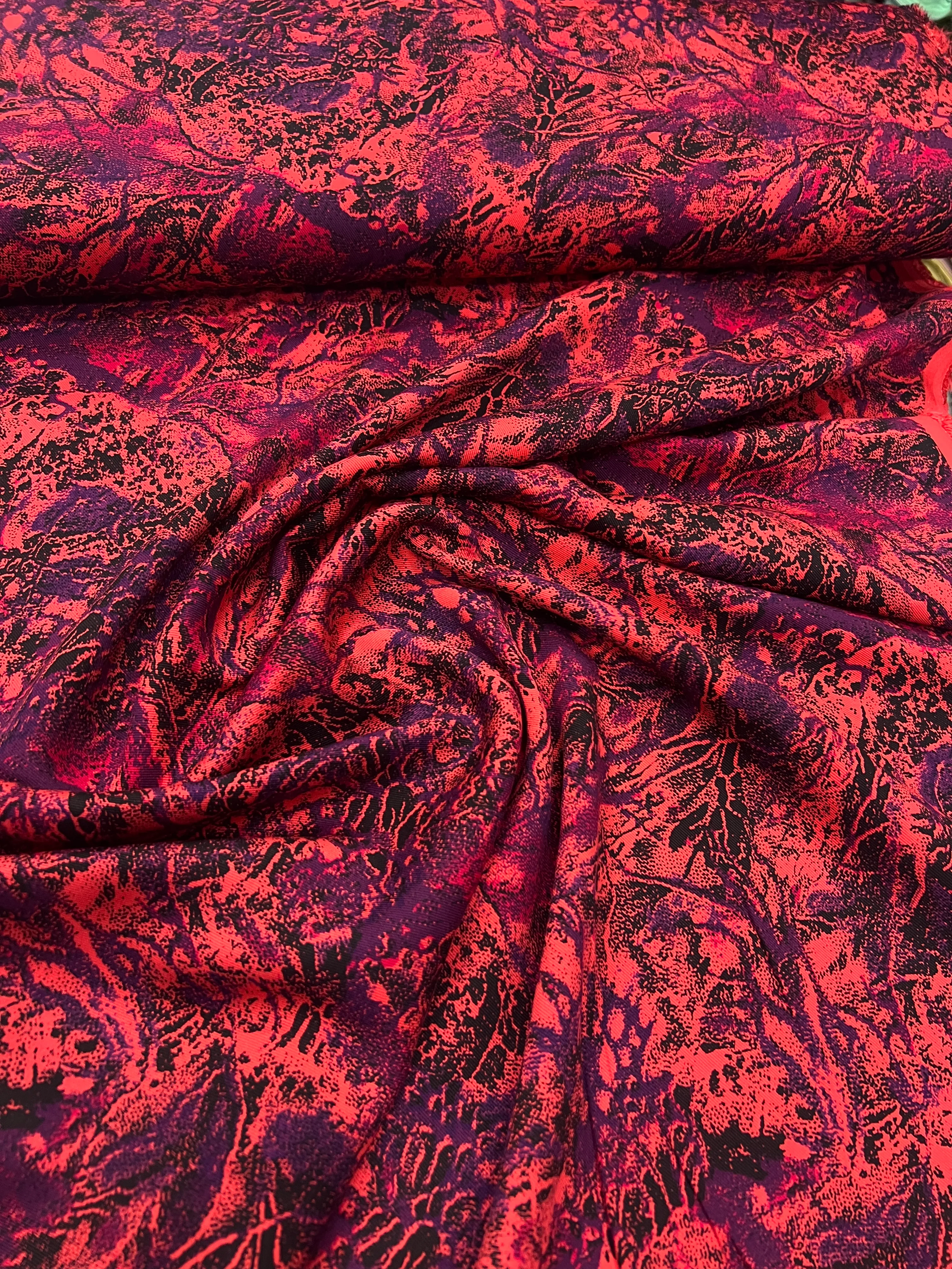 NAR ÇİÇEĞİ DESENLİ