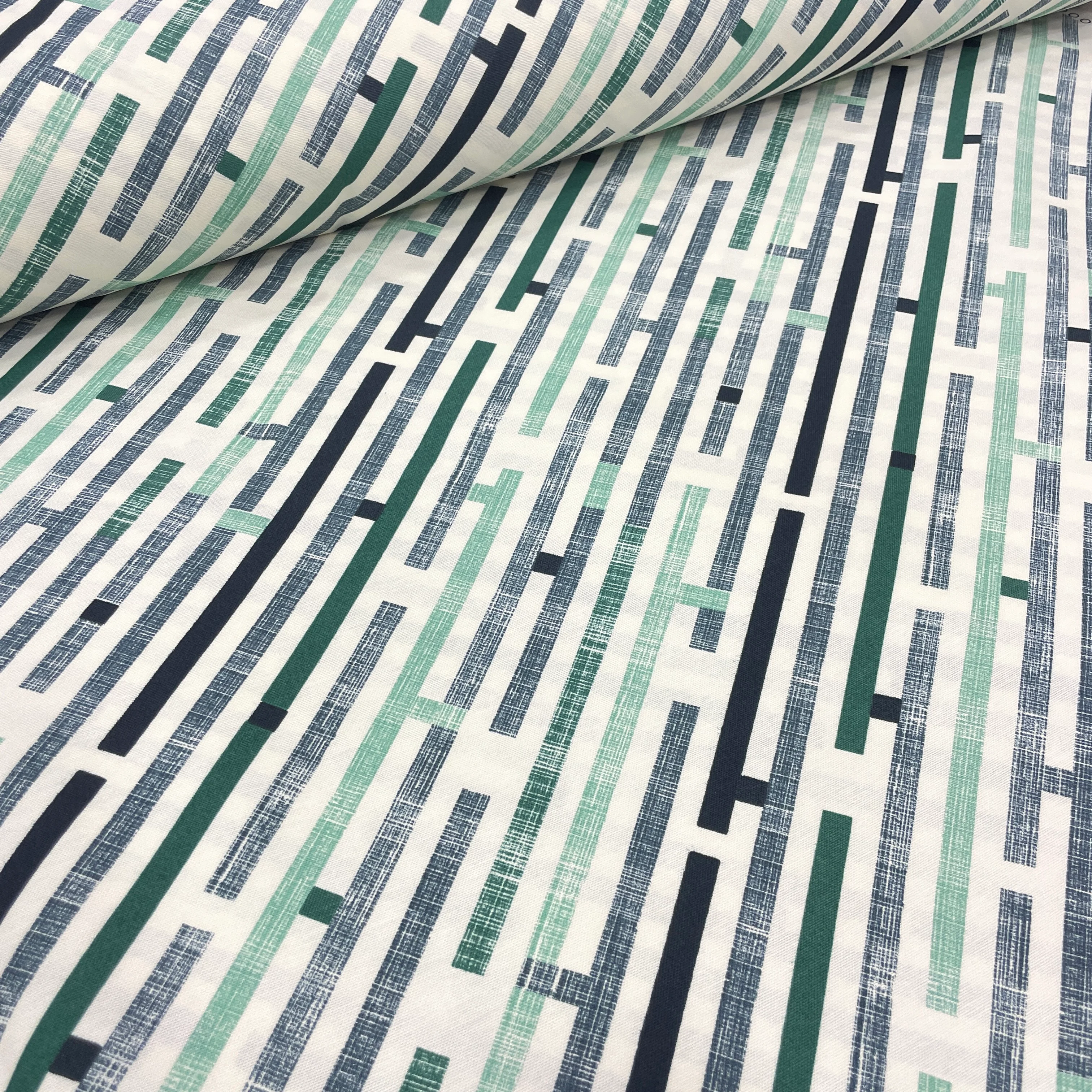 Kesik Çizgiler Duck Keten Kumaş – Döşemelik, Perdelik ve Masa Örtülük Kumaş - Su Yeşili