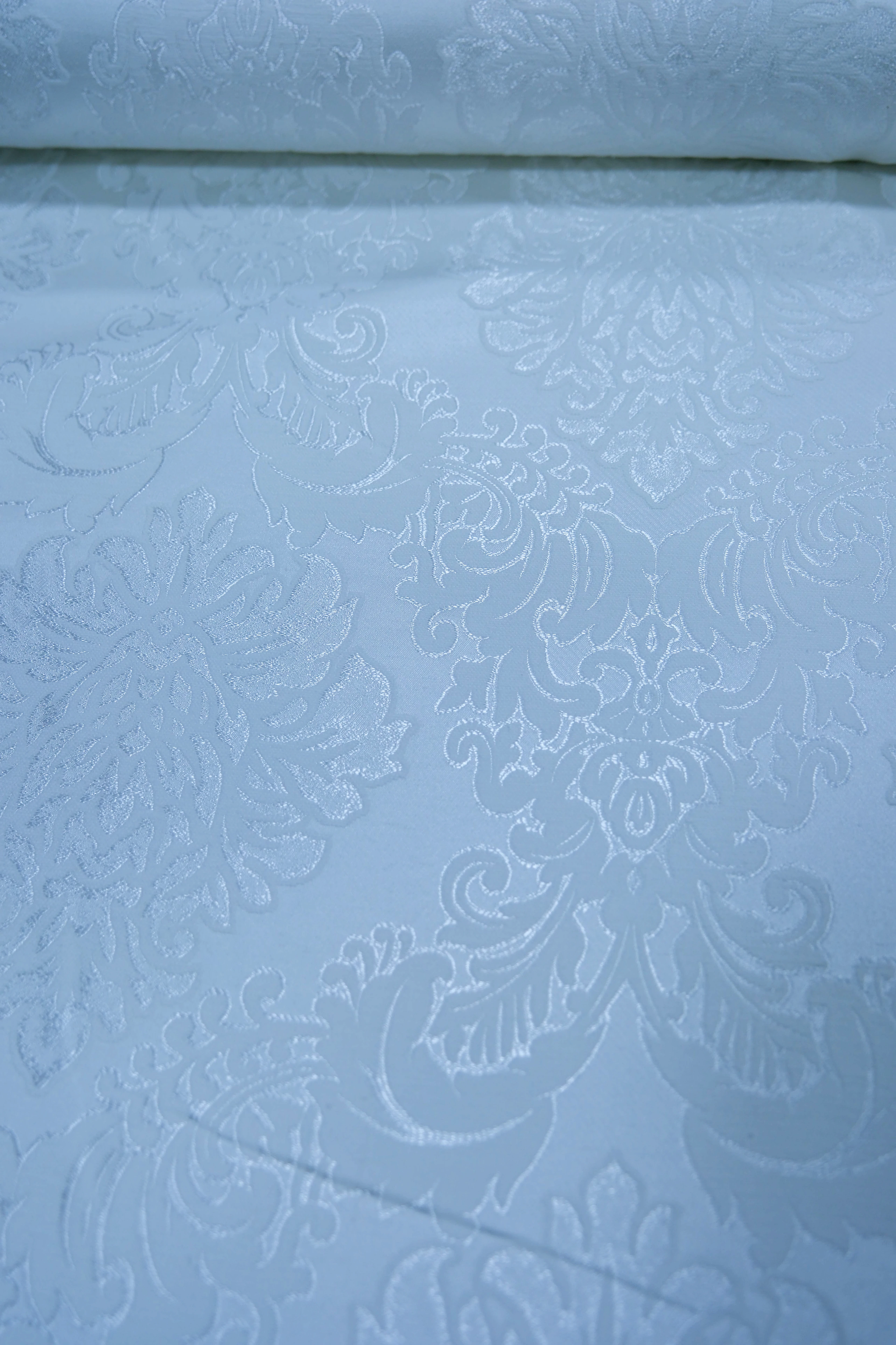 OPTİK BEYAZ BÜYÜK DAMASK