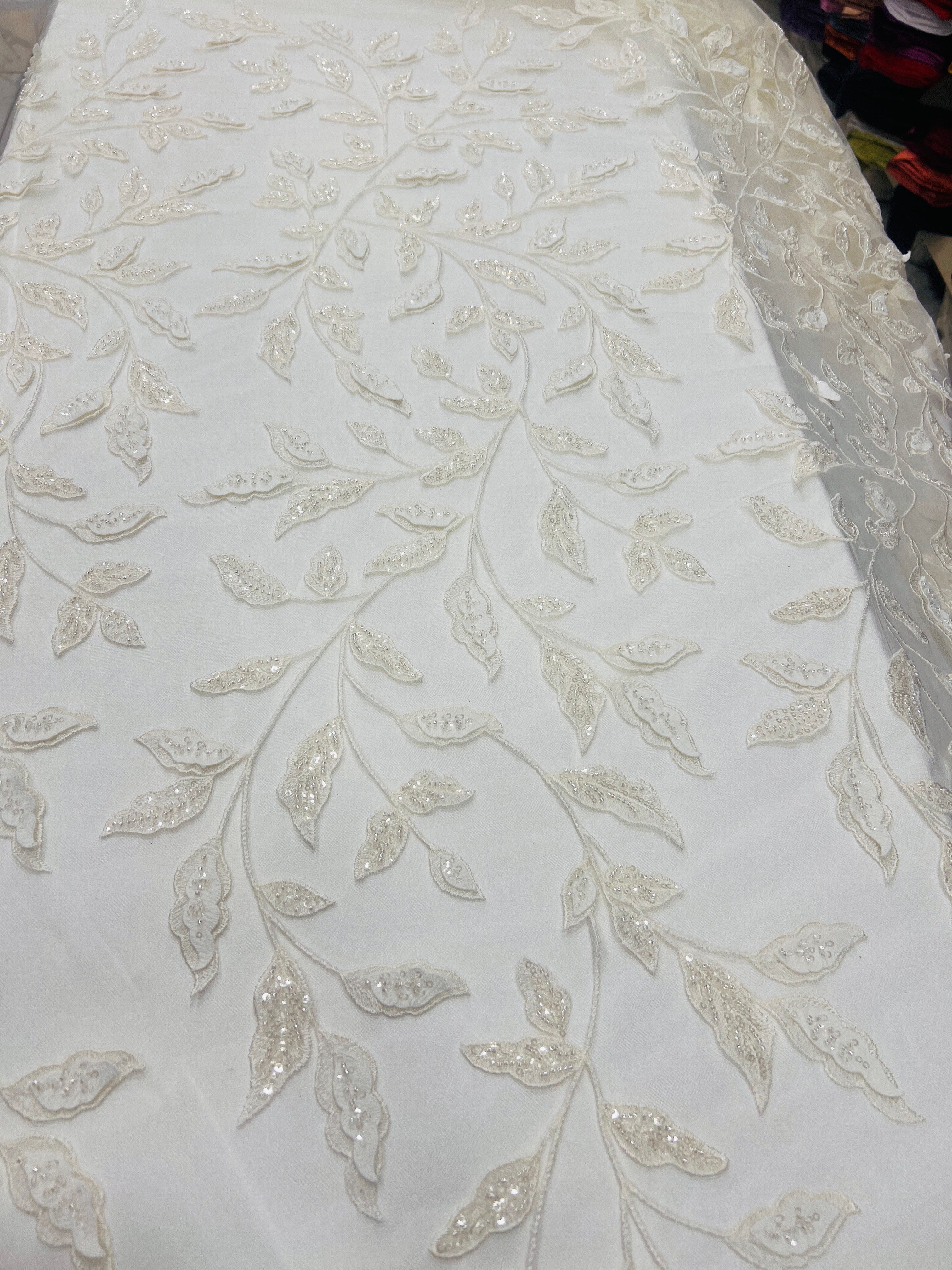 AĞIR TAŞLI DANTEL KUMAŞ - YAPRAK DALI DANTEL KUMAŞ