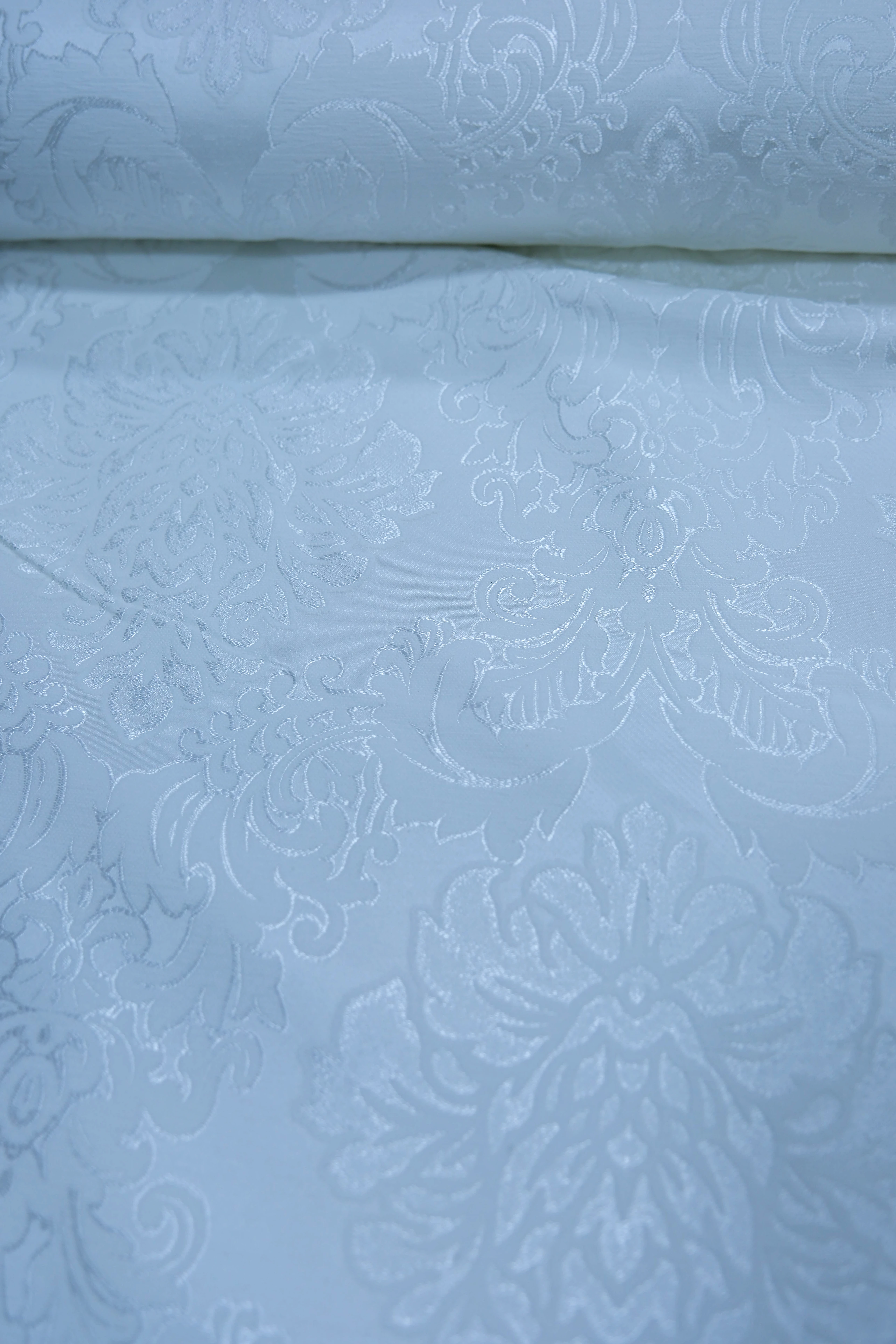 BEYAZ BÜYÜK DAMASK 3