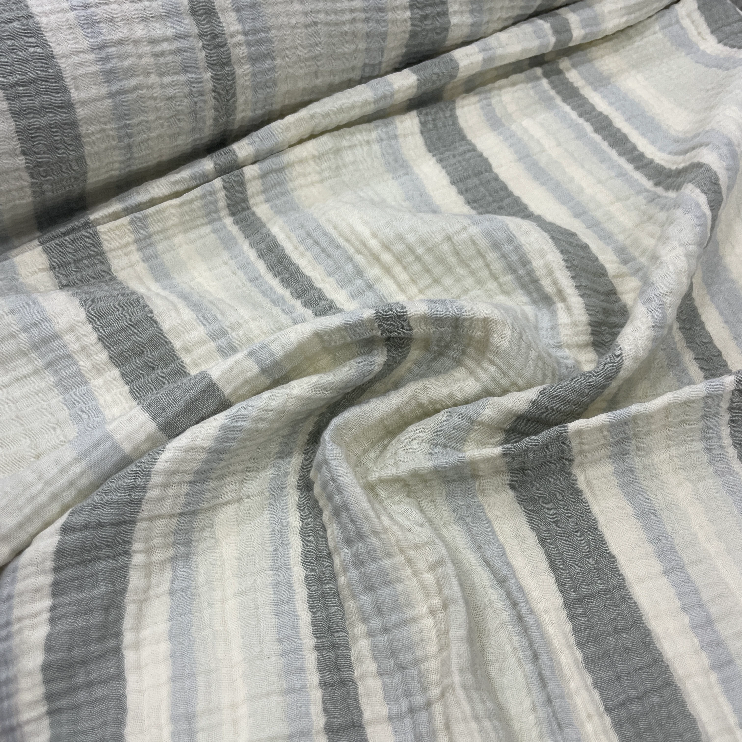 4 Katlı Çizgili Çift Taraflı Multi Müslin Kumaş - Mavi