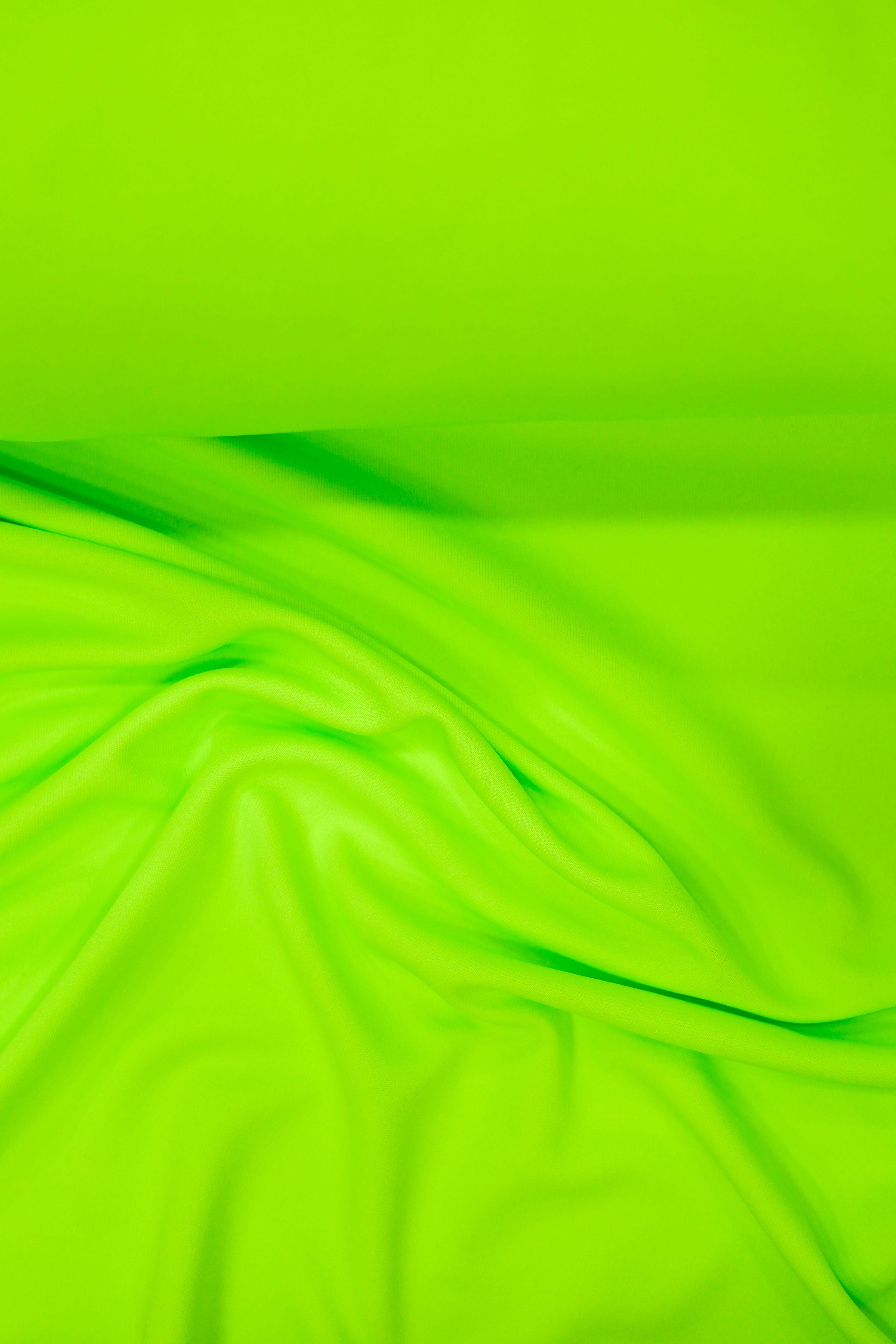NEON YEŞİL