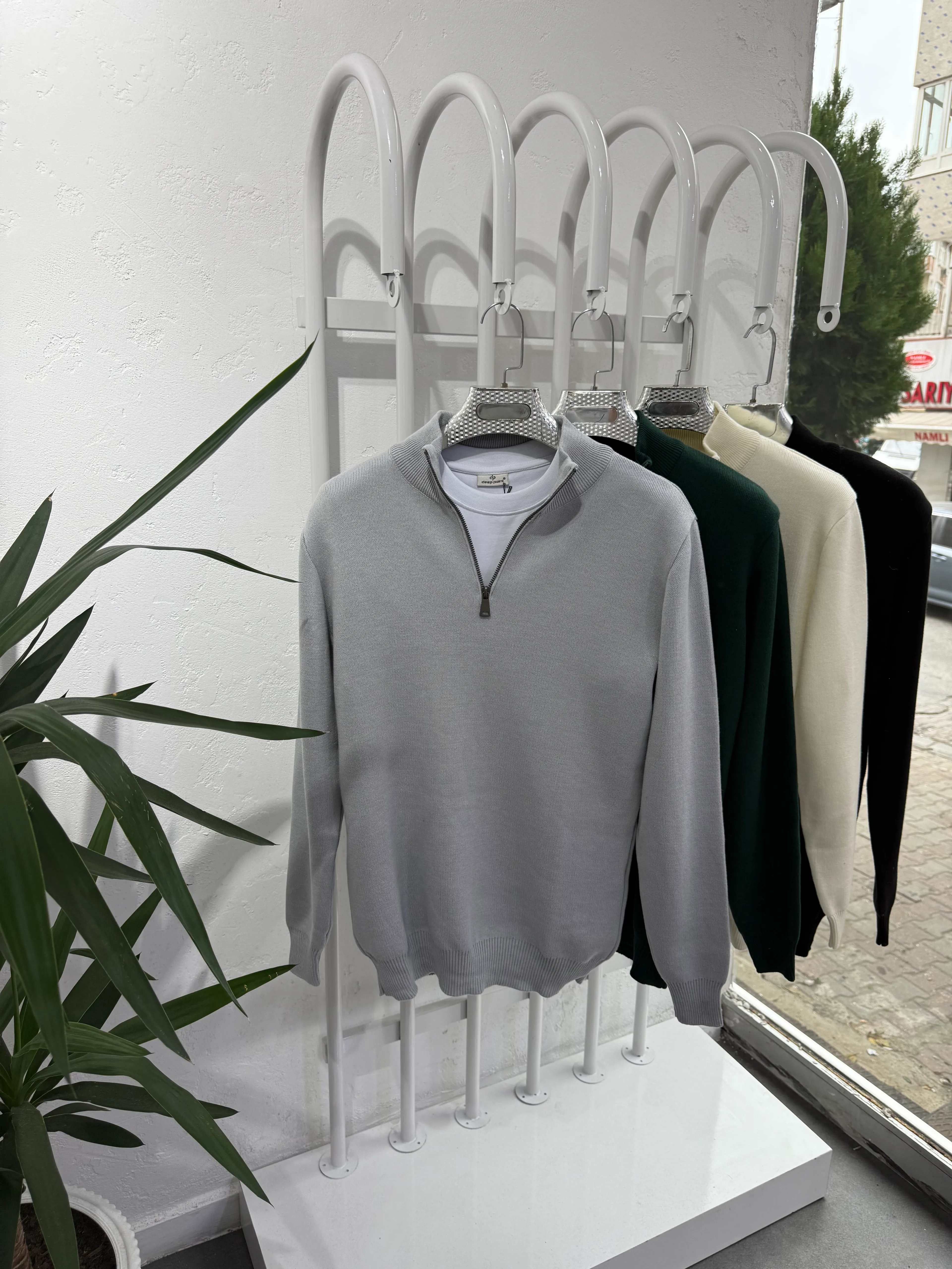 Deep Fermuarlı Yaka Triko Kazak Gri