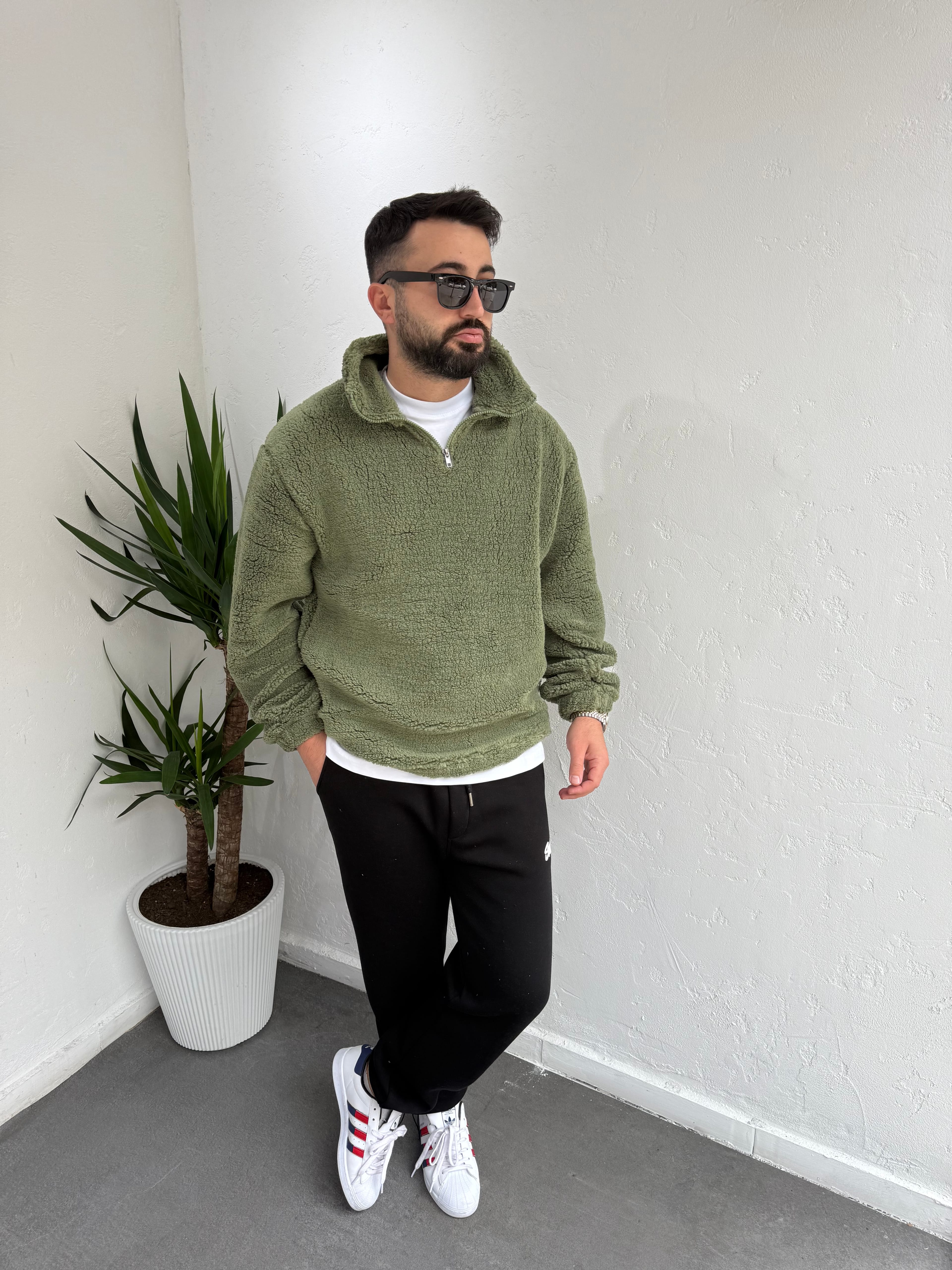 Fermuarlı Peluş Sweatshirt Haki Yeşil