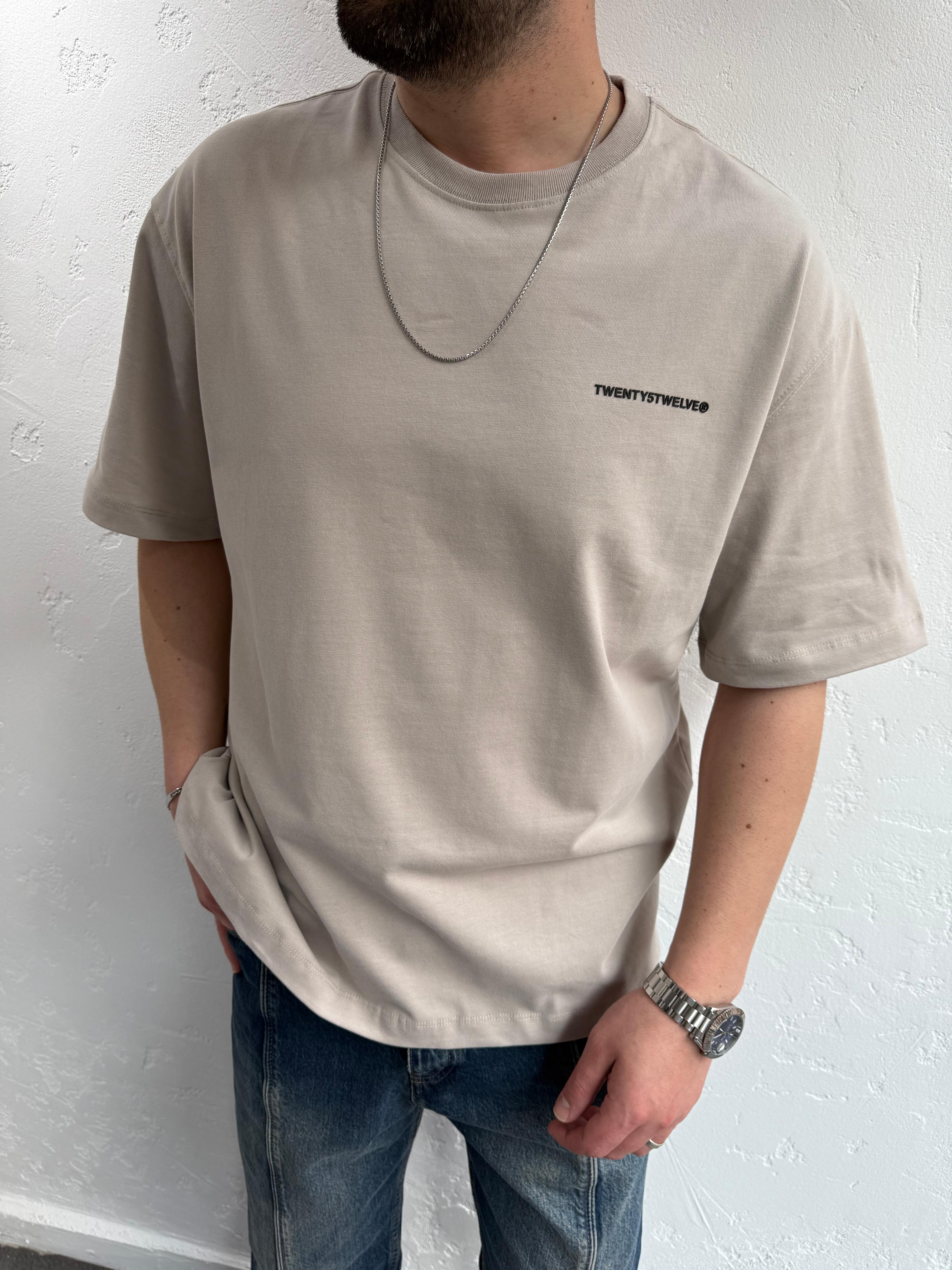 Oversize Twenty Thshirt Bej