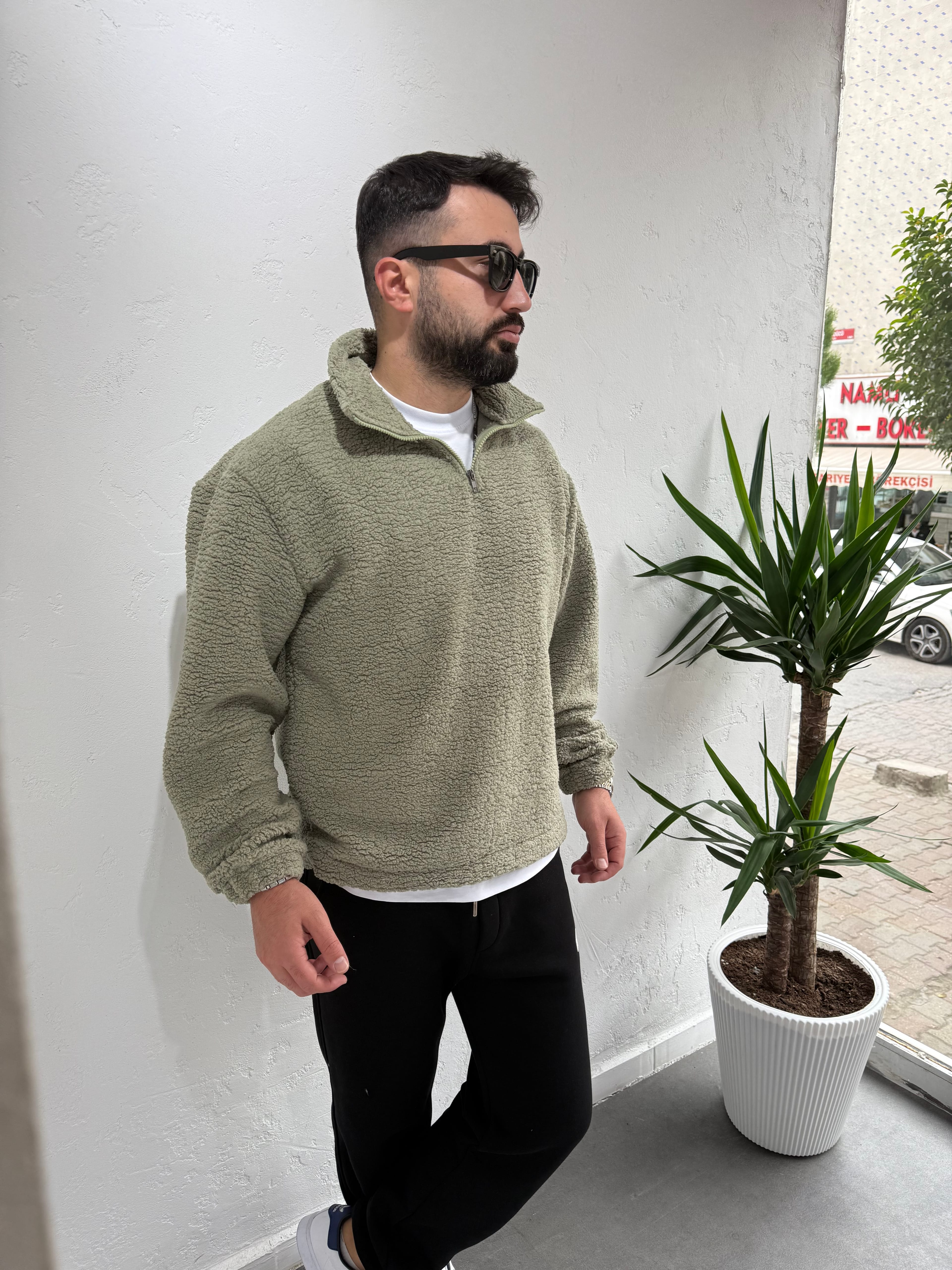 Fermuarlı Peluş Sweatshirt Çağla Yeşili