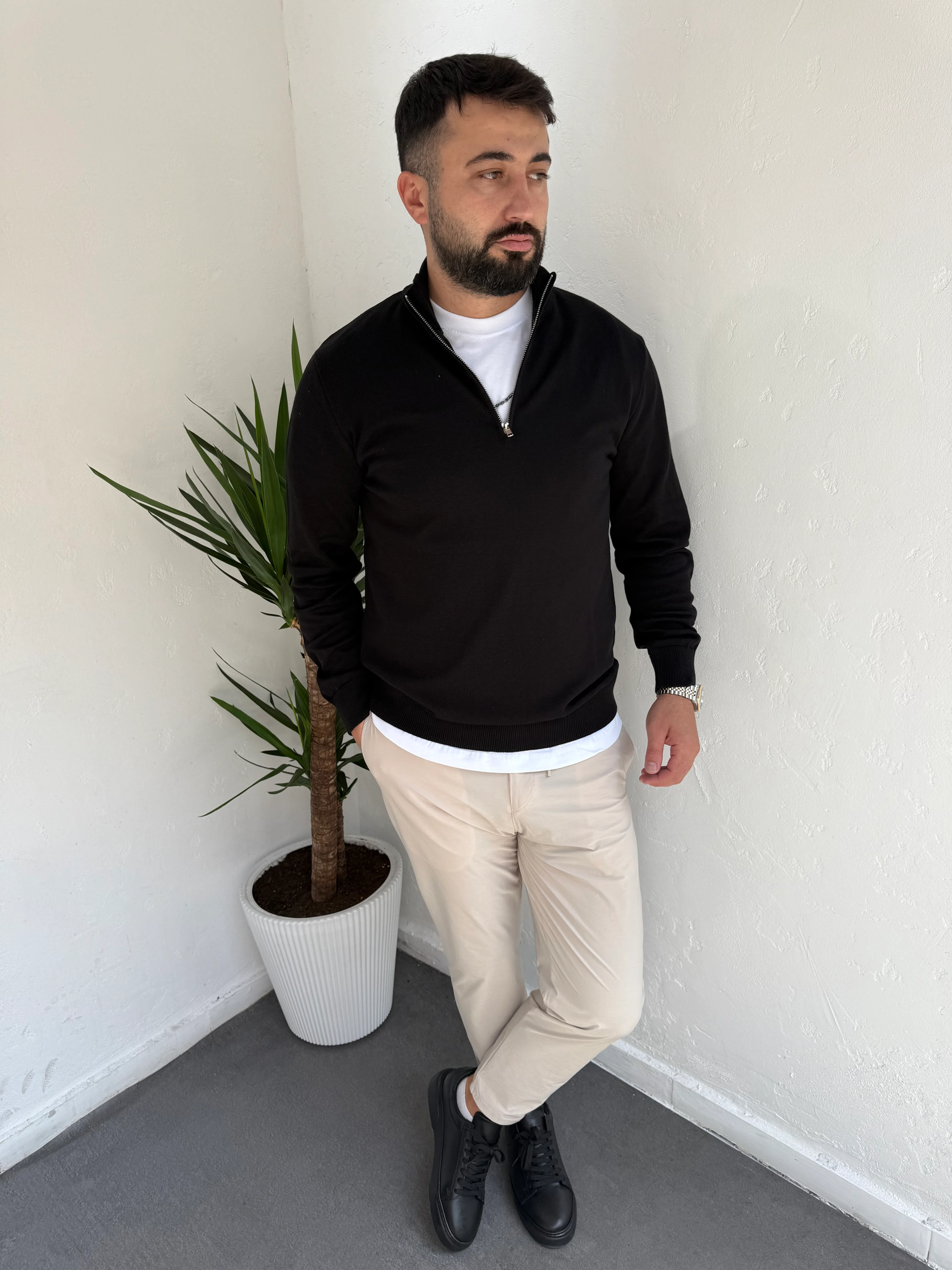 Fermuarlı Yaka Triko Kazak Siyah