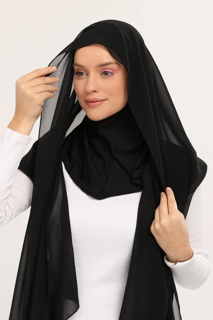 Organic Daily Wear Bonnet and Chiffon Shawl