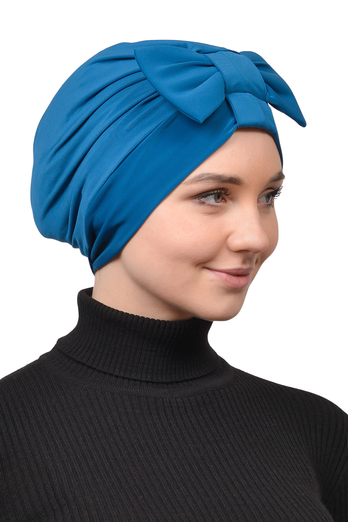 Fiyonklu Çift Yönlü Çapraz Tesettür Bone