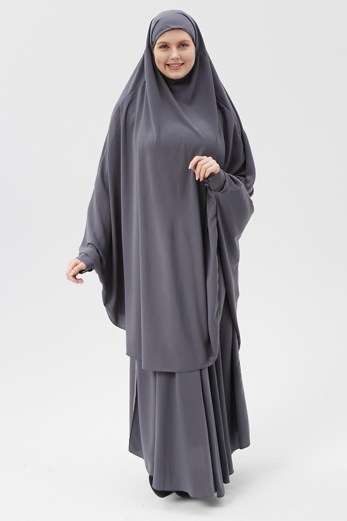 Luxurious Medina Silk Islamic Attire 