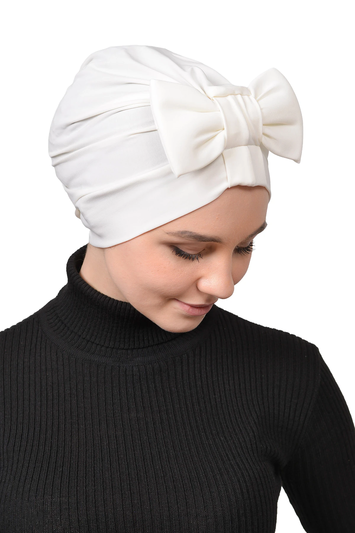 Fiyonklu Çift Yönlü Çapraz Tesettür Bone