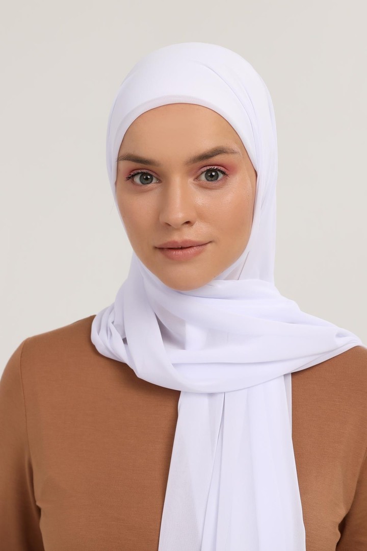 Ready-to-Wear Luxury Chiffon Shawl with Bonnet