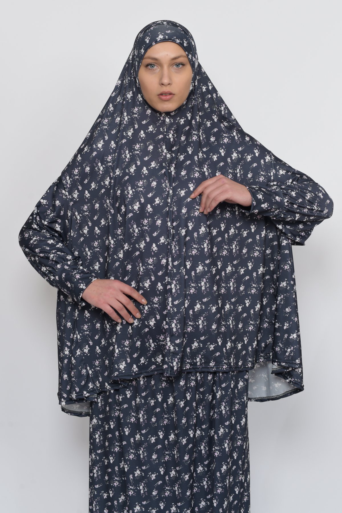 Two-Piece Elastic Skirt & Batwing Sleeve Prayer Dress