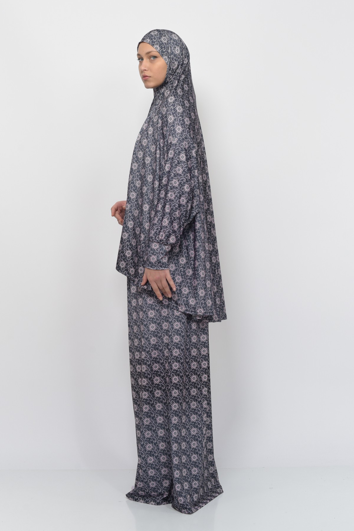 Two-Piece Sun Pattern Prayer Dress with Batwing Sleeves