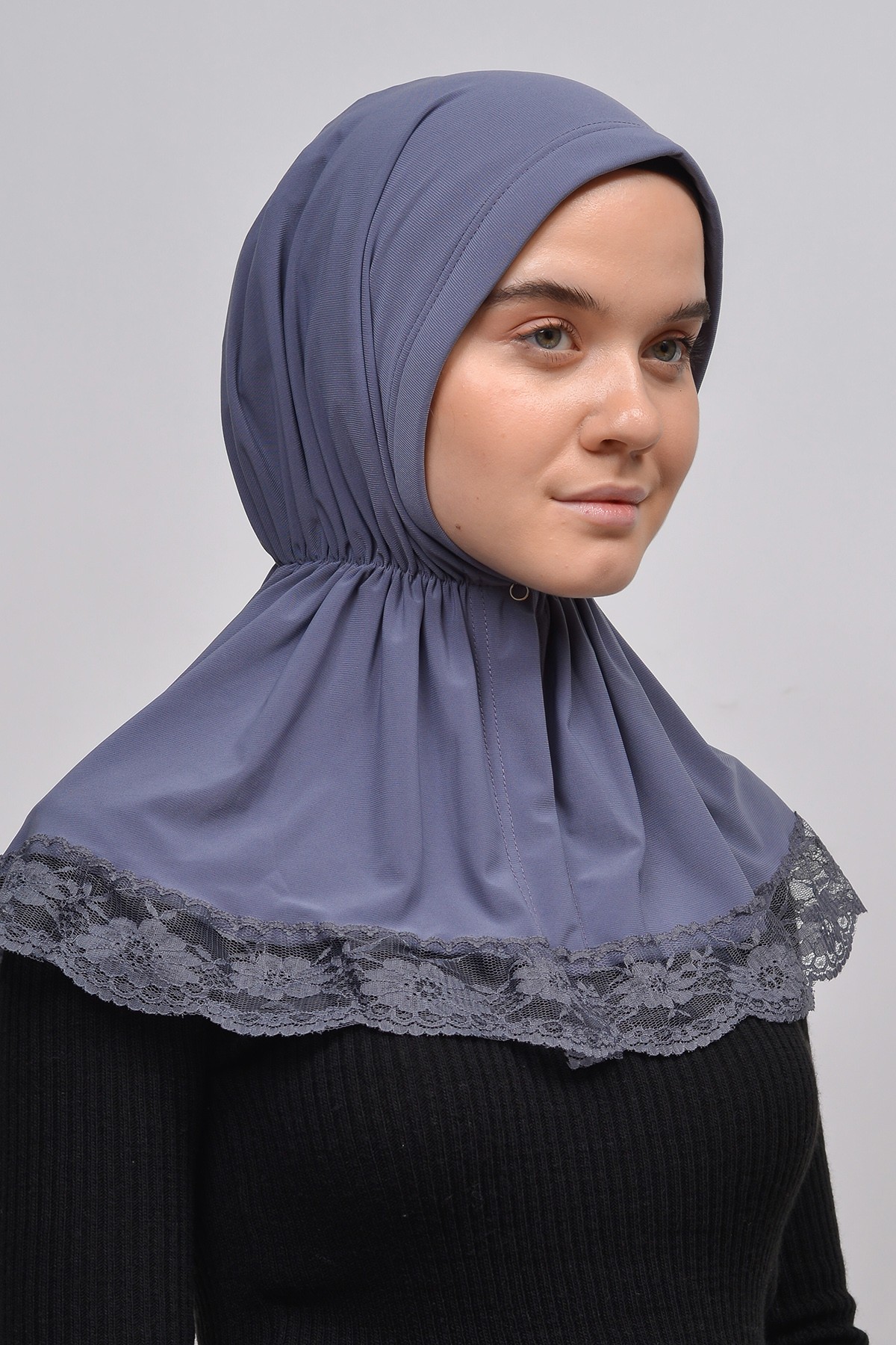 Lace Elastic Shirred Hijab - Comfortable and Stylish  - Smoke