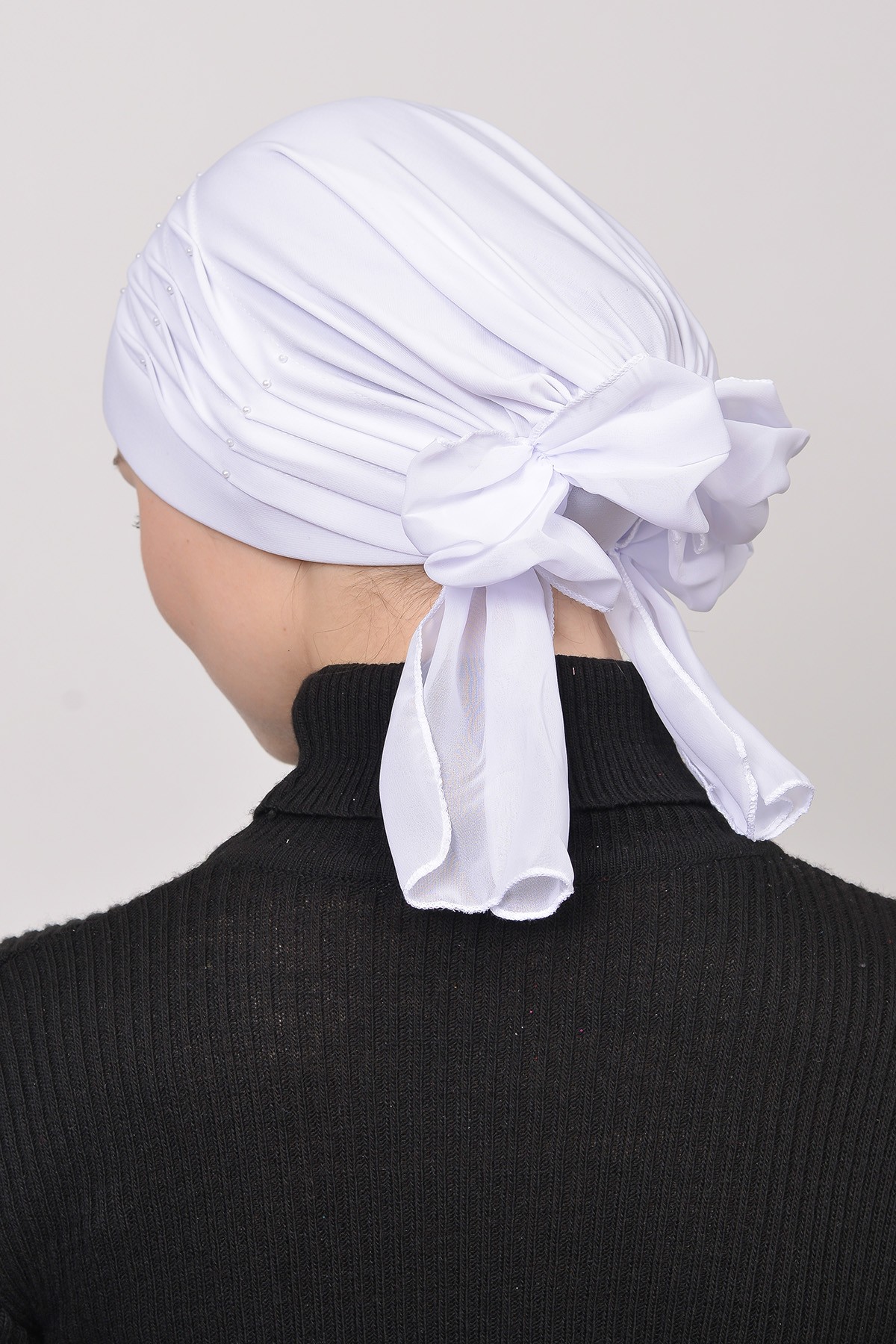 Pleated Pearl Nervure Turban Bonnet