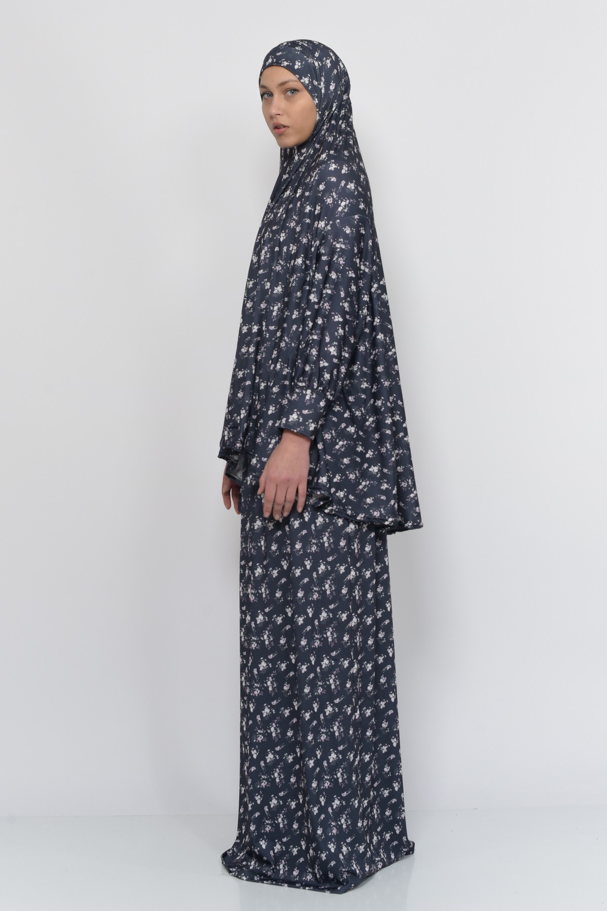 Two-Piece Elastic Skirt & Batwing Sleeve Prayer Dress